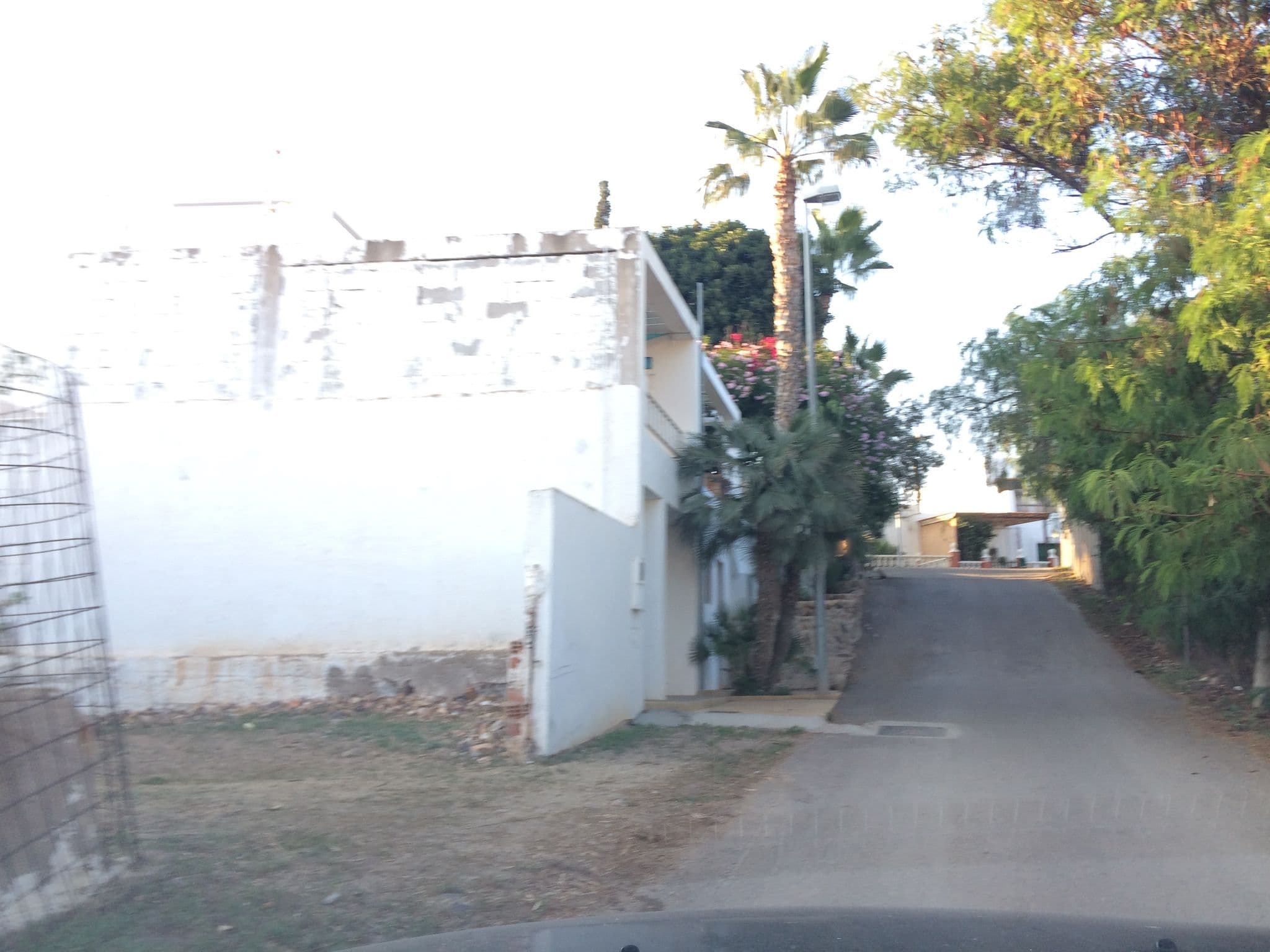 Street view near casa La Reja, San José — © klaberlang (CC BY-SA · Mapillary)