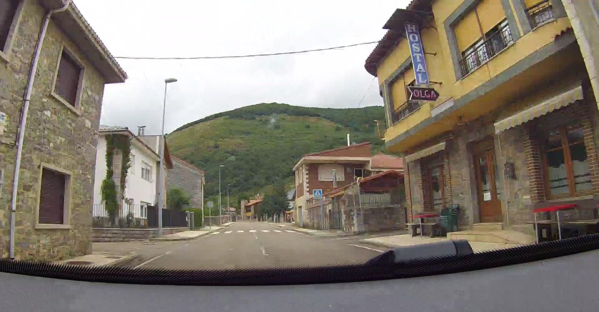 Street view near Casa Hostal Olga, Campo de Caso — © VincentVE (CC BY-SA · Mapillary)