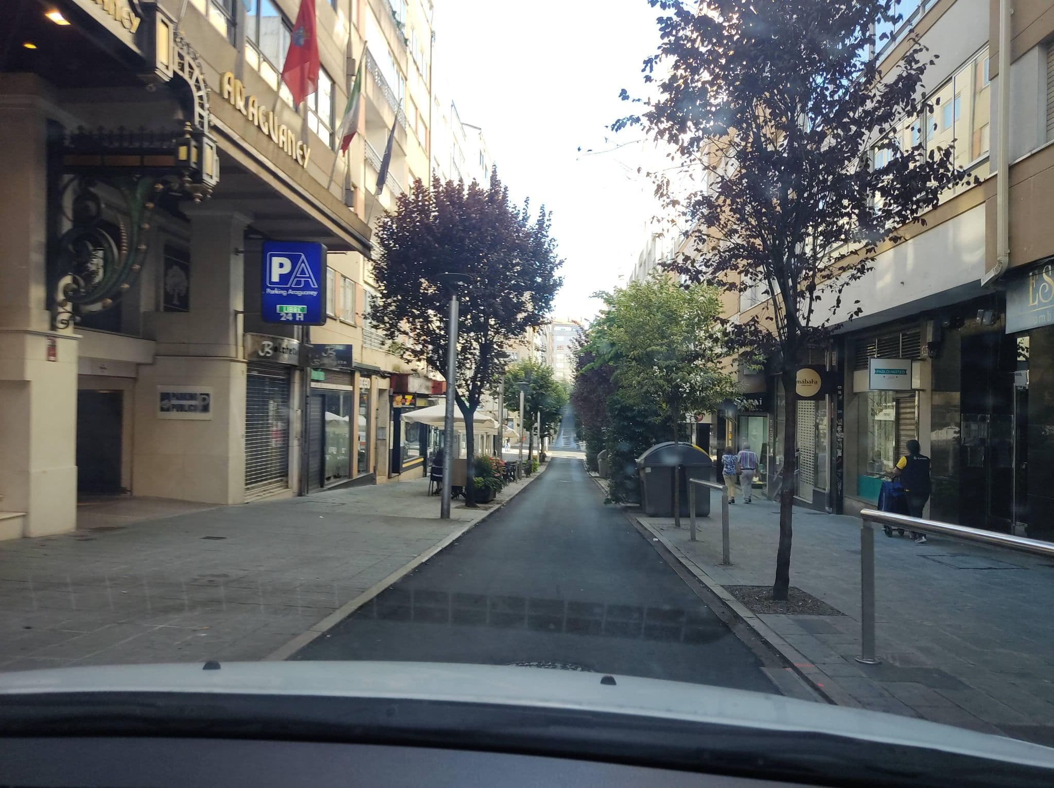 Street view near Hotel Eurostars Araguaney, Santiago de Compostela — © mCalle (CC BY-SA · Mapillary)