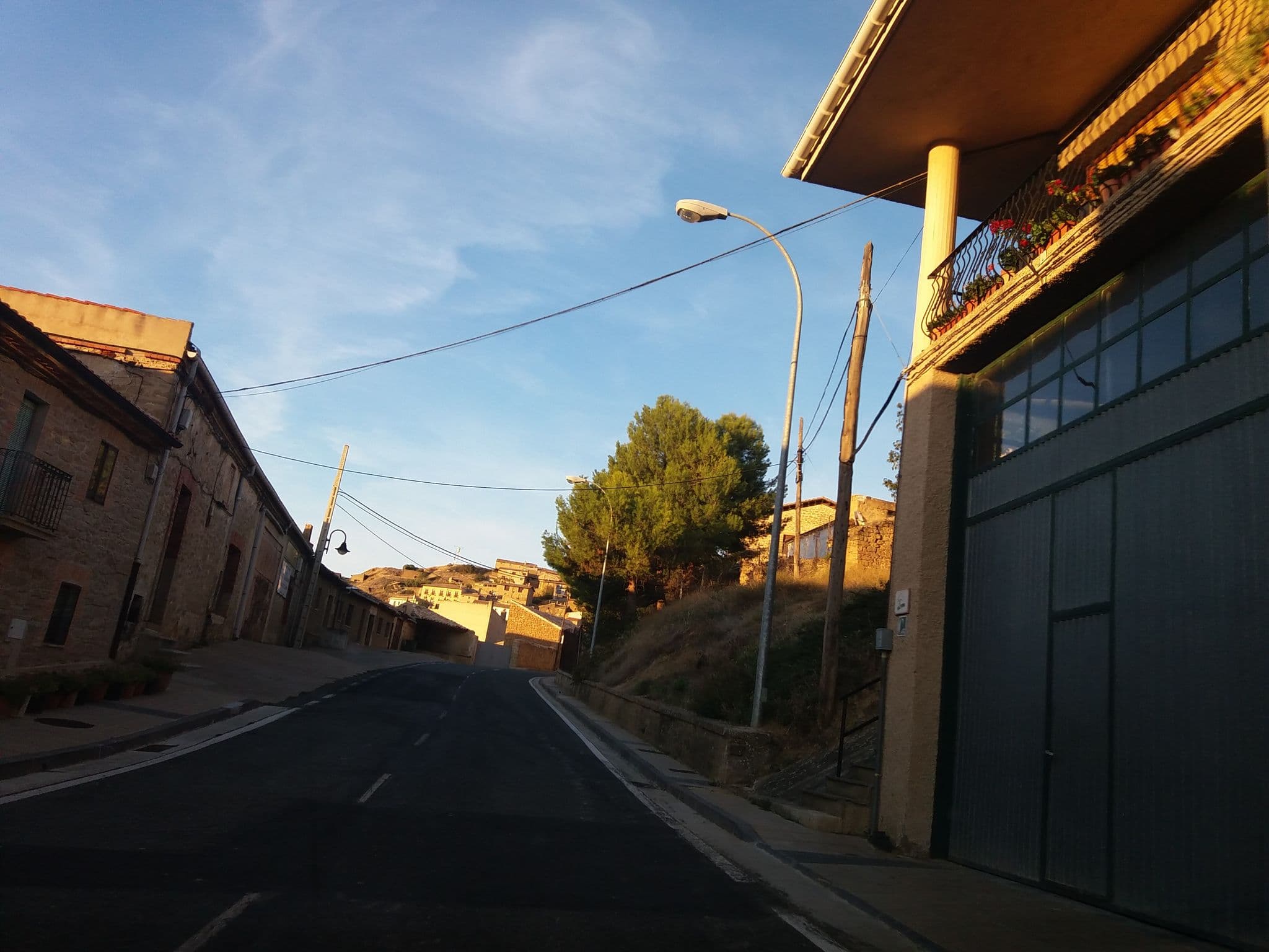 Street view near Casa Rural Luyando I y II, Olite-Erriberri — © robertogeb (CC BY-SA · Mapillary)