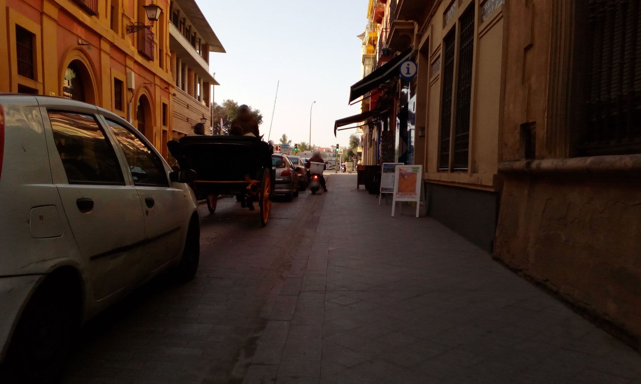 Street view near AZZ Torre de la Plata, Sevilla