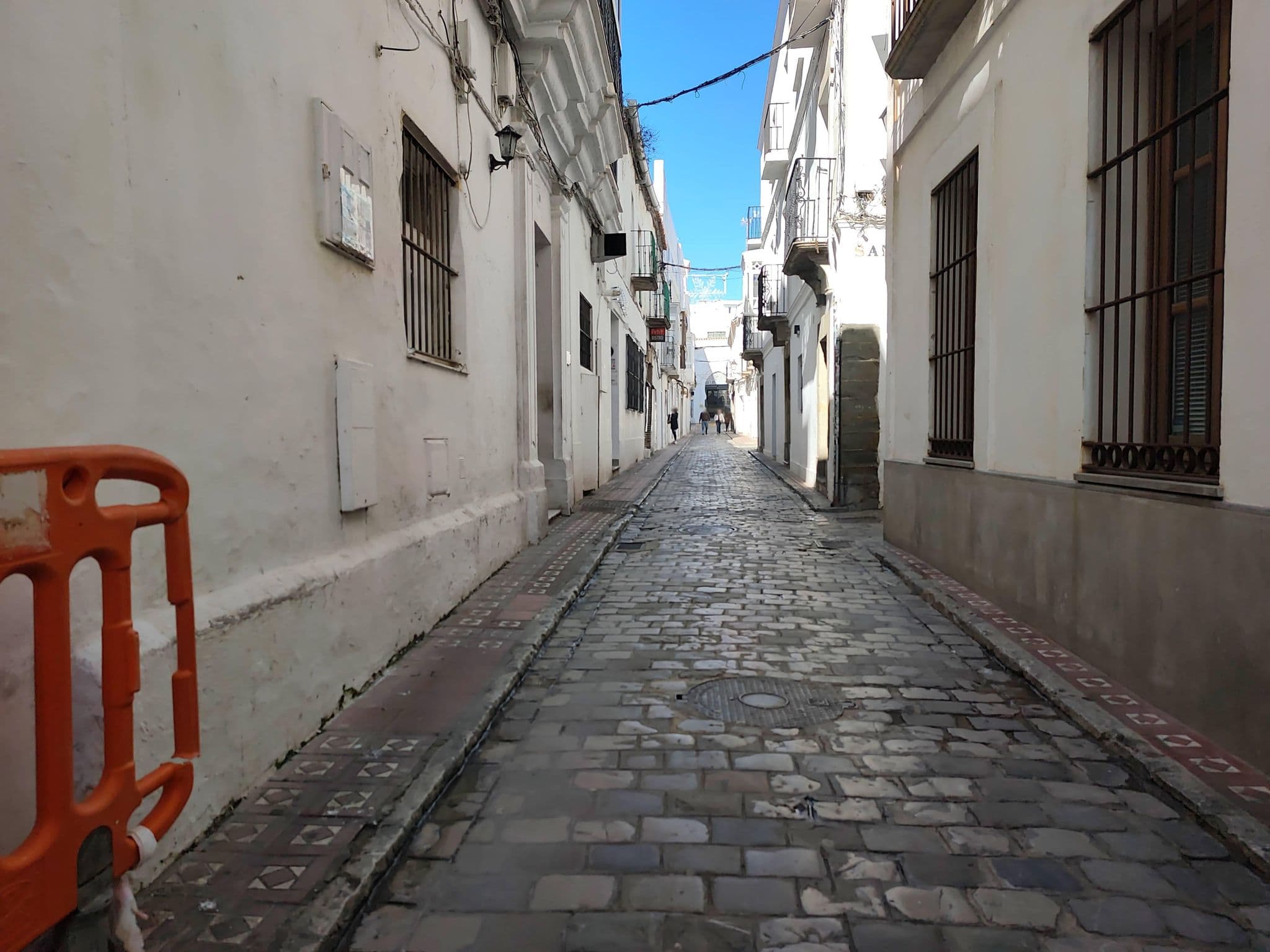 Street view near DyS Hospedería, Tarifa — © Duro (CC BY-SA · Mapillary)