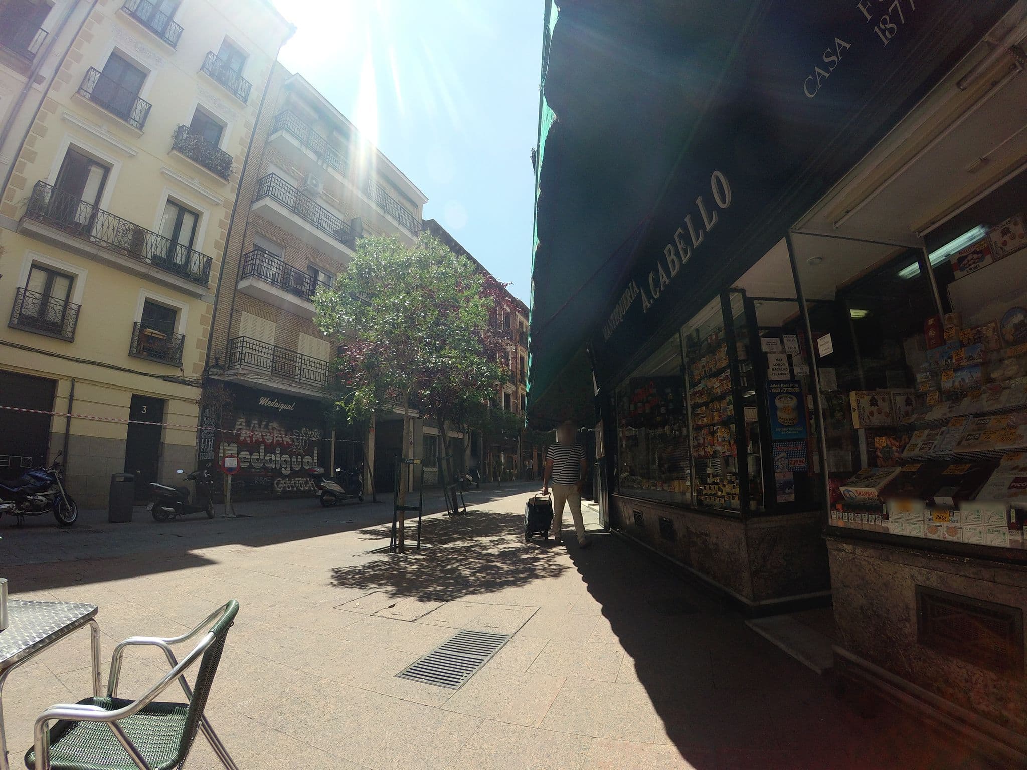Street view near Room Mate Alba, Madrid — © angoca (CC BY-SA · Mapillary)
