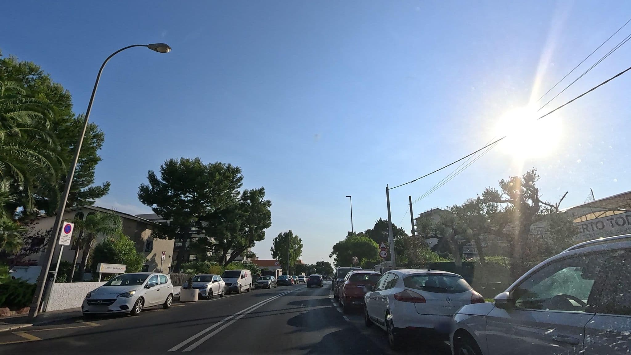 Street view near Hotel Bersoca, Benicàssim — © JavierMF (CC BY-SA · Mapillary)