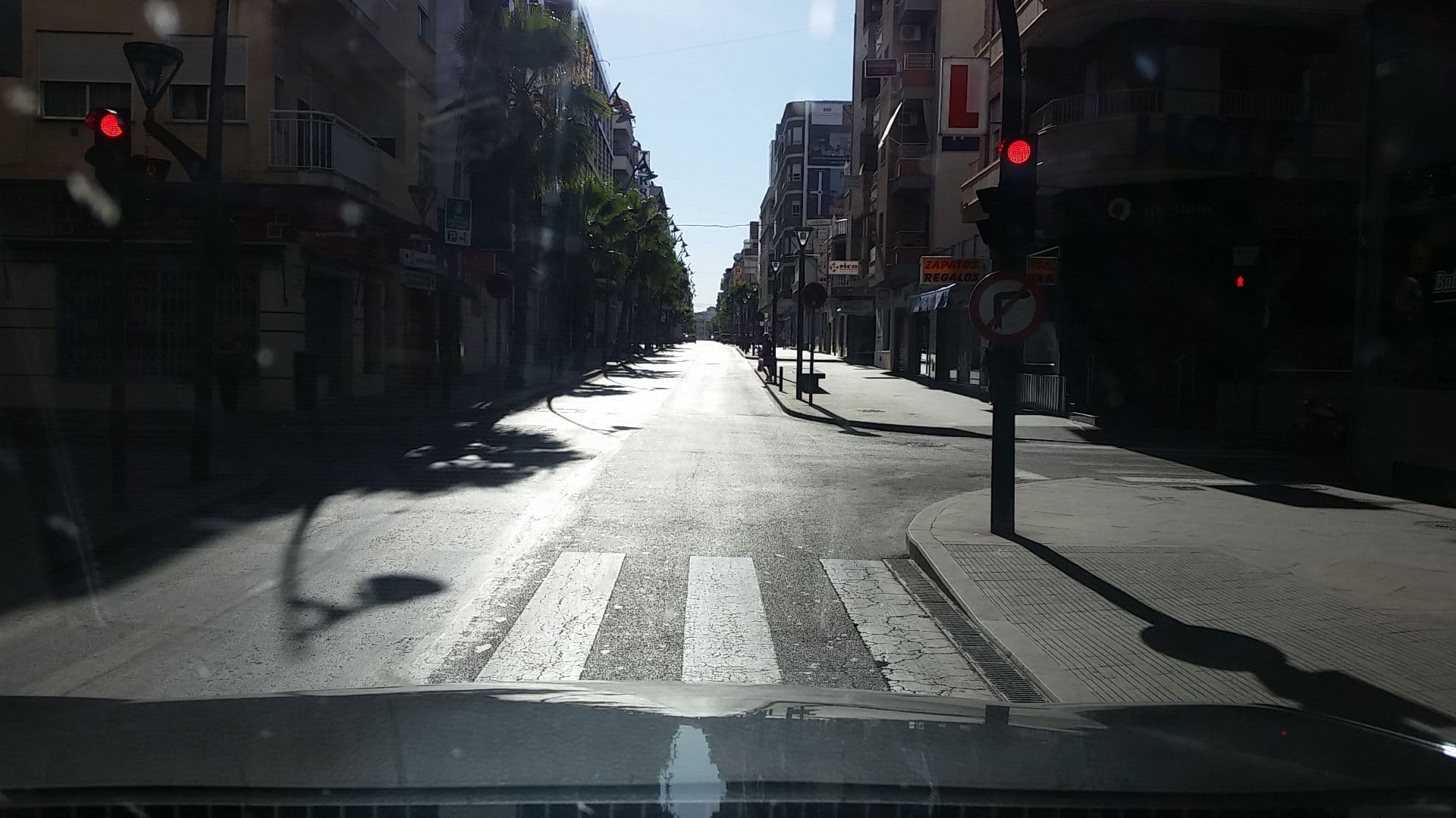 Street view near Fontana Plaza, Torrevieja — © jaakkoh (CC BY-SA · Mapillary)