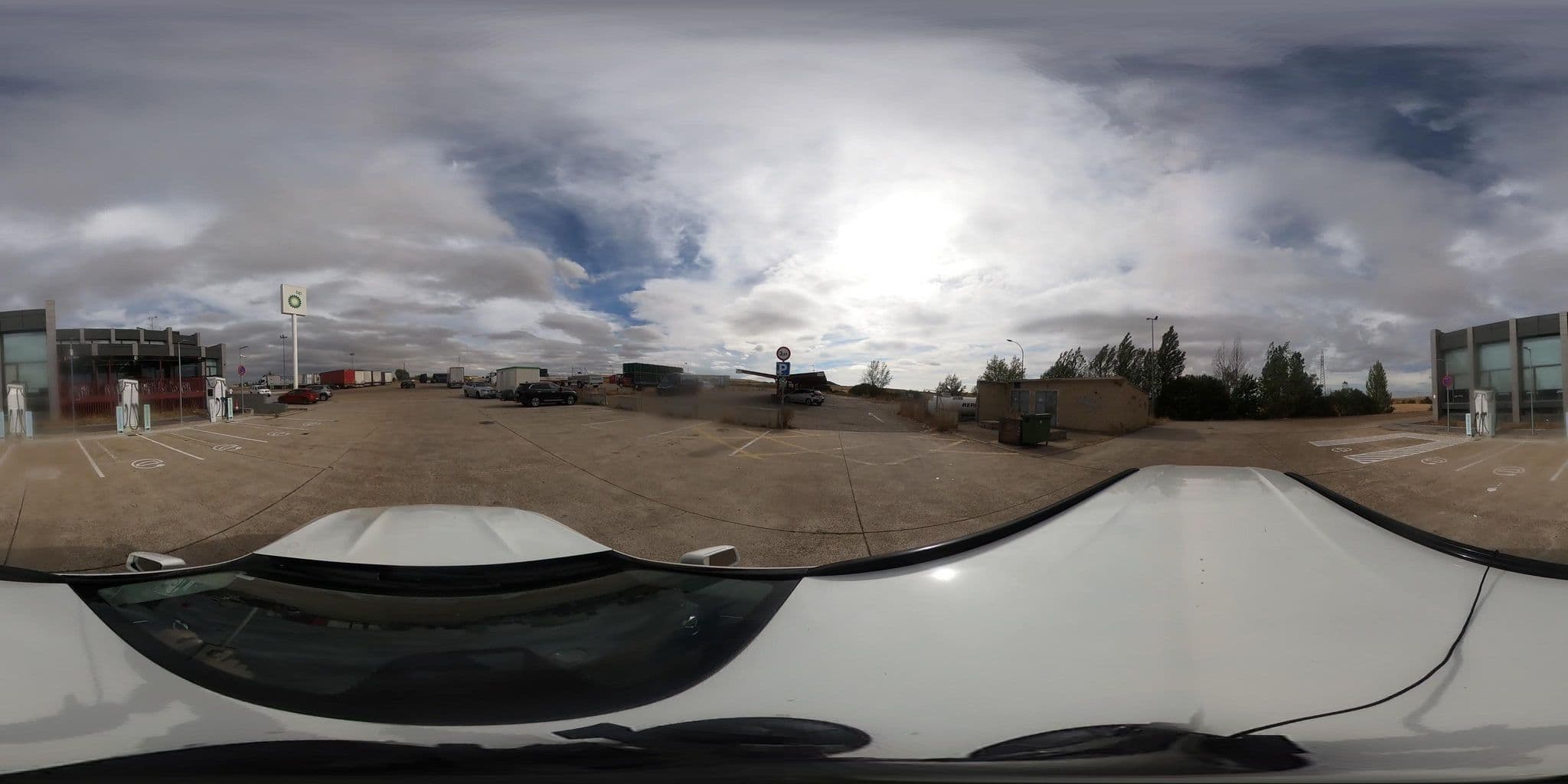 Street view near Hotel Área de Servicio Los Chopos, Carrión de los Condes — © sanjorgepinho (CC BY-SA · Mapillary)