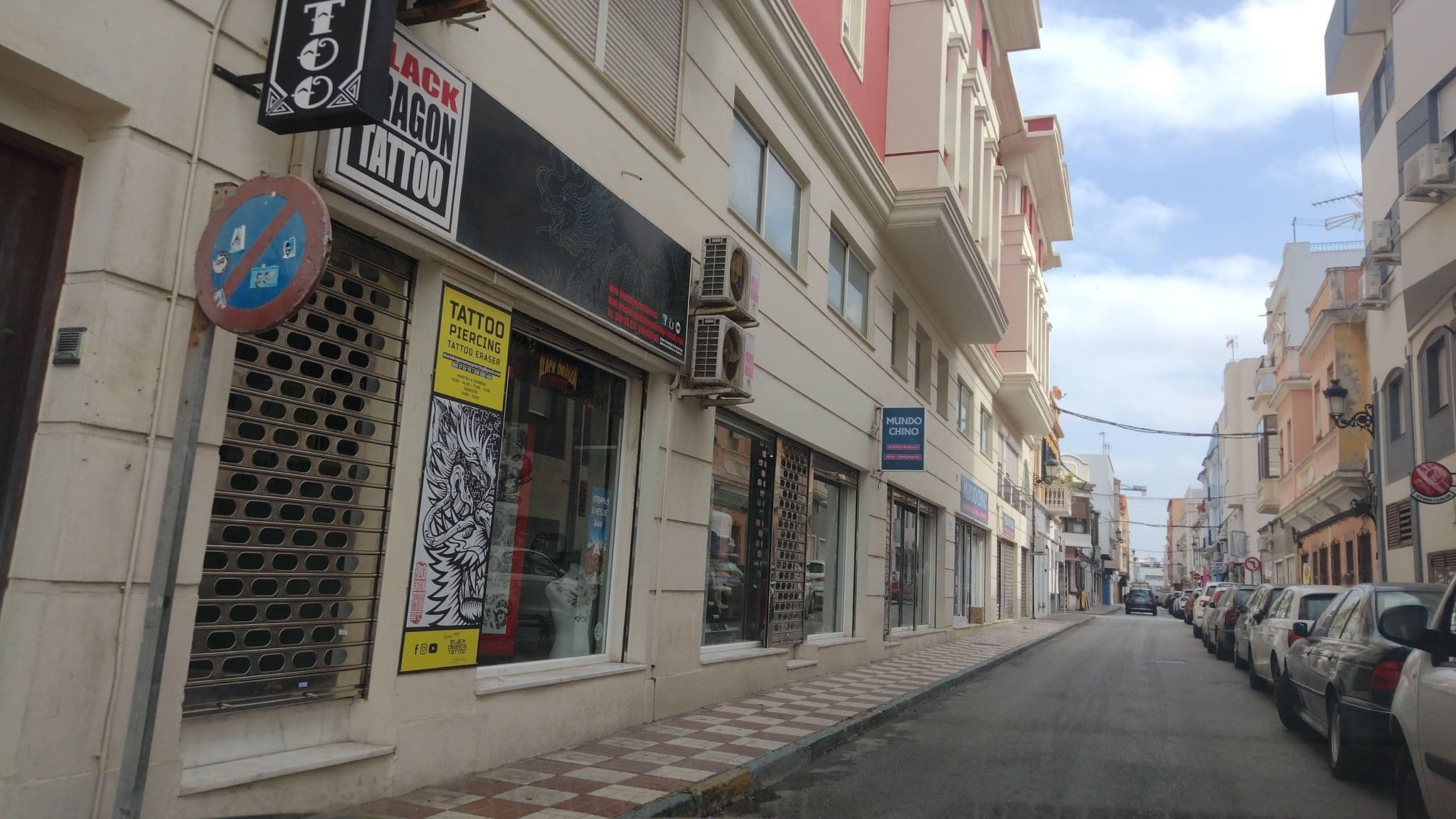 Street view near Hostal Carlos 2, La Línea de la Concepción — © thetornado76 (CC BY-SA · Mapillary)