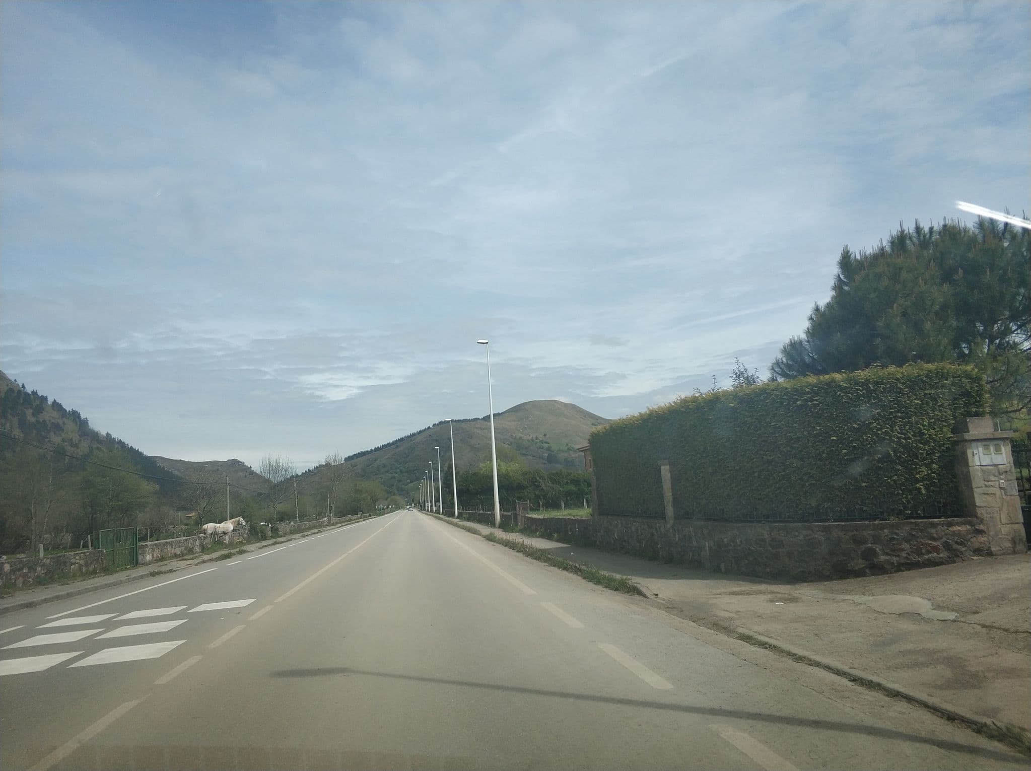 Street view near Camping Csr Ruente, Cabezón de la Sal — © sanchi (CC BY-SA · Mapillary)