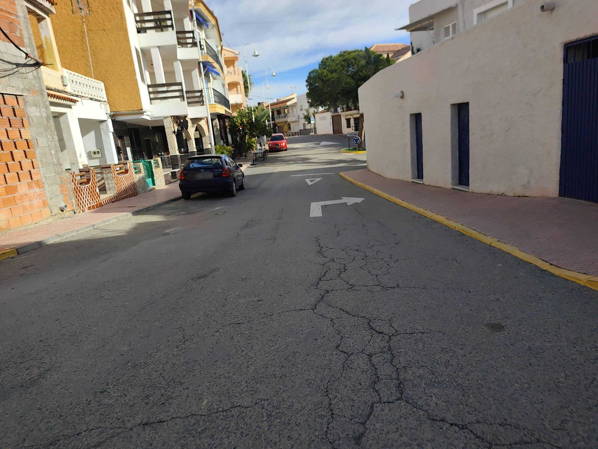 Street view near Hostal Playa Azul, Vera — © Duro (CC BY-SA · Mapillary)