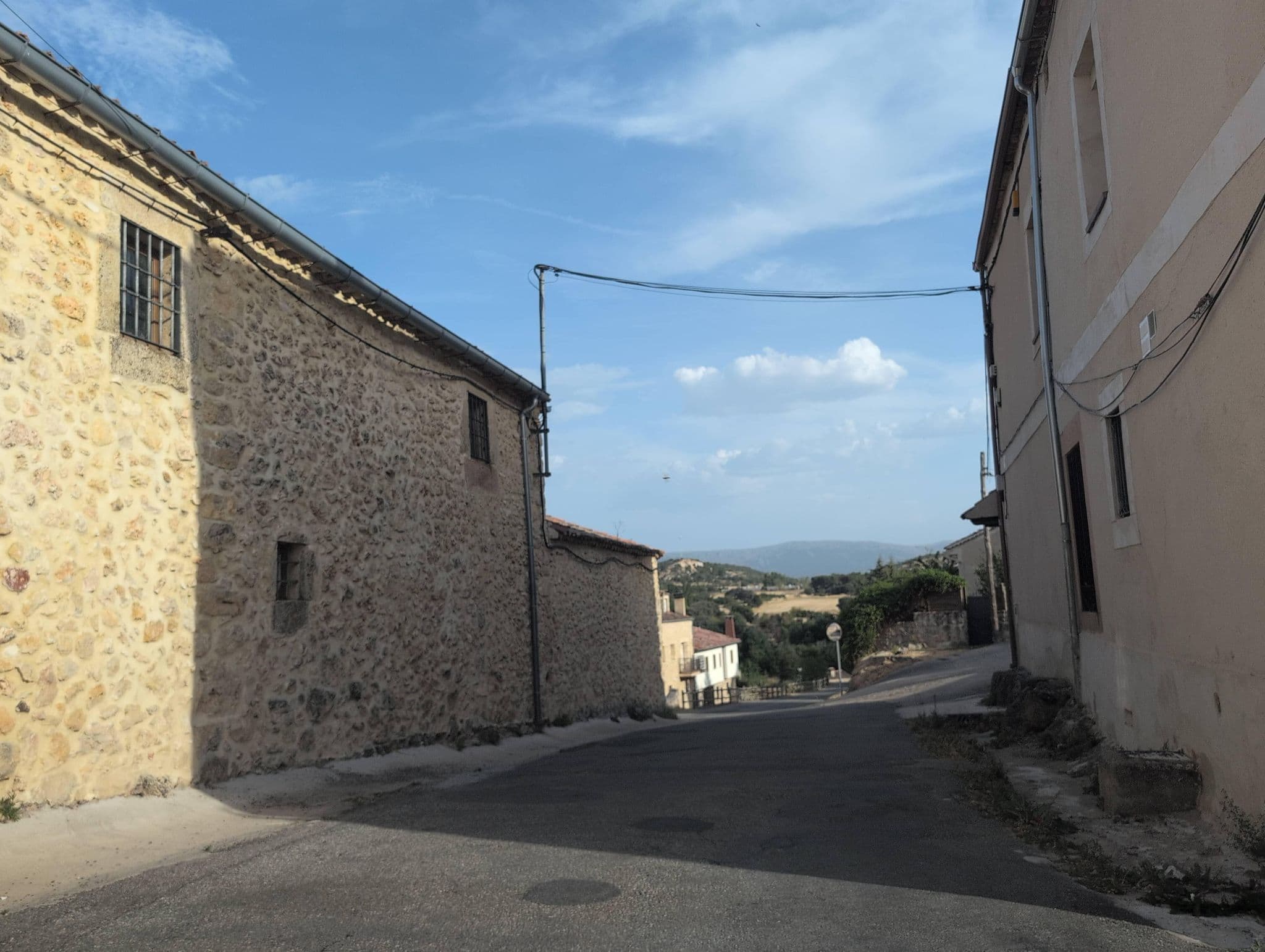 Street view near Casa Rural La Botica De Doña Luisa, Sepúlveda — © Albergarri788 (CC BY-SA · Mapillary)