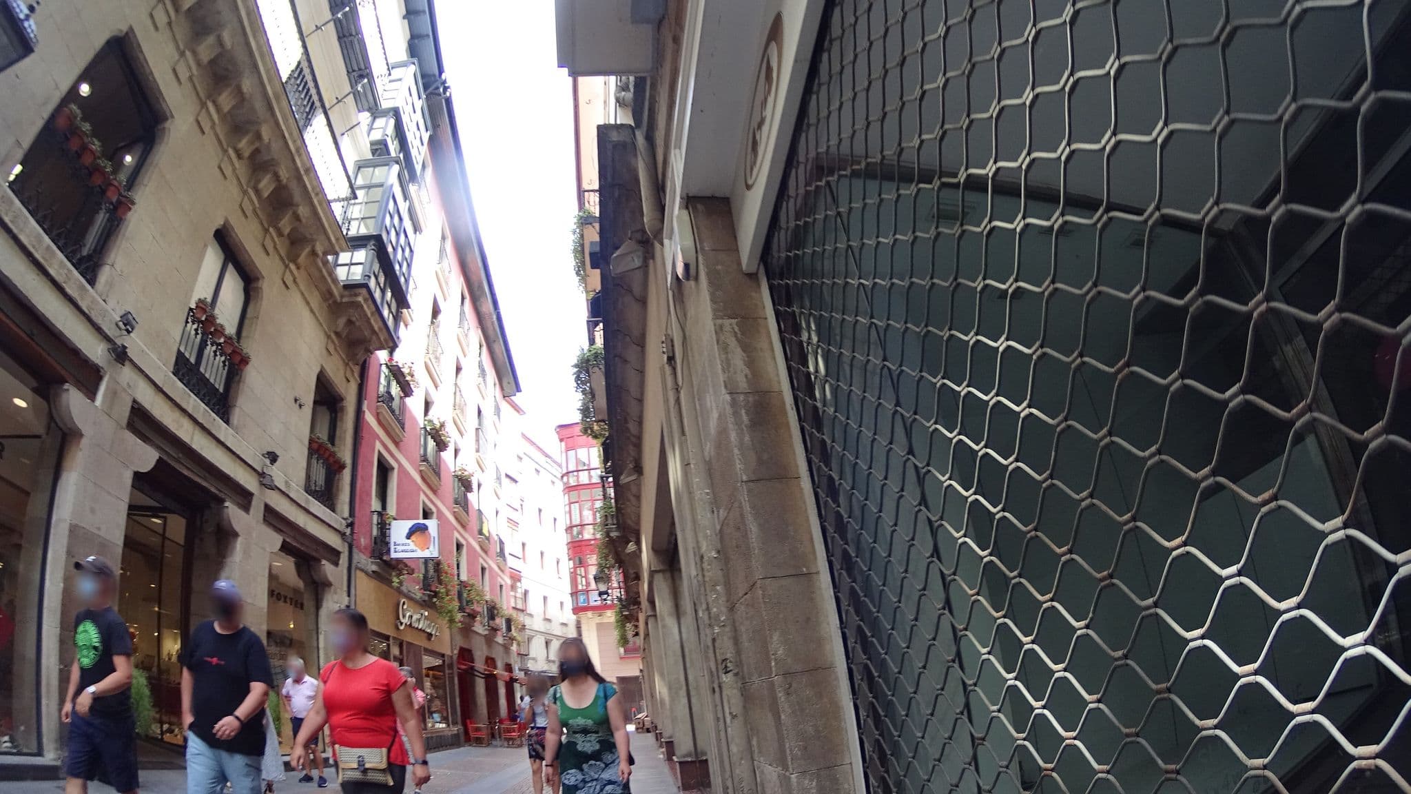 Street view near LETOH LETOH Bilbao, Bilbao — © robertogeb (CC BY-SA · Mapillary)