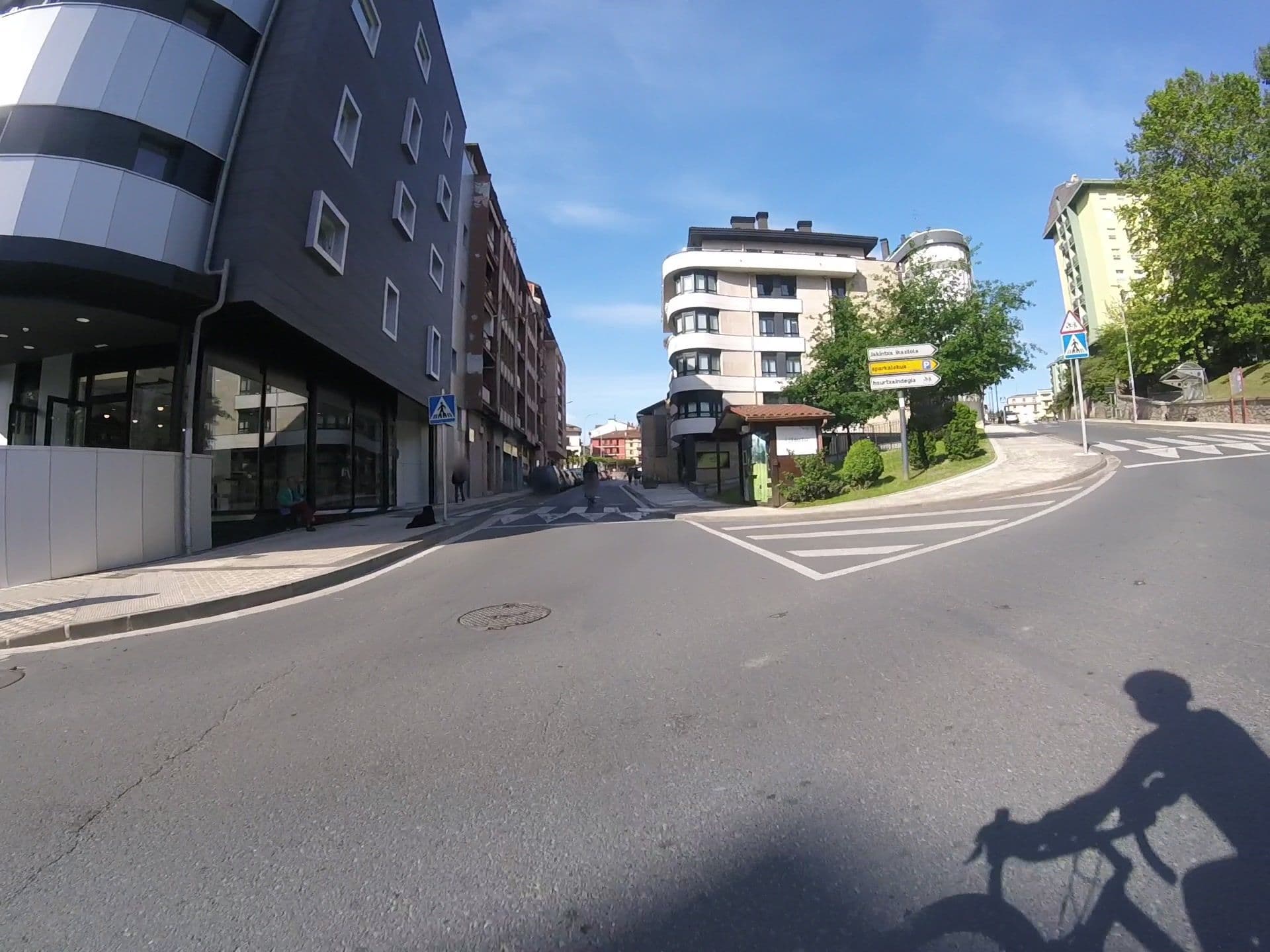 Street view near Hotel Ordizia, Beasain — © mikelo (CC BY-SA · Mapillary)