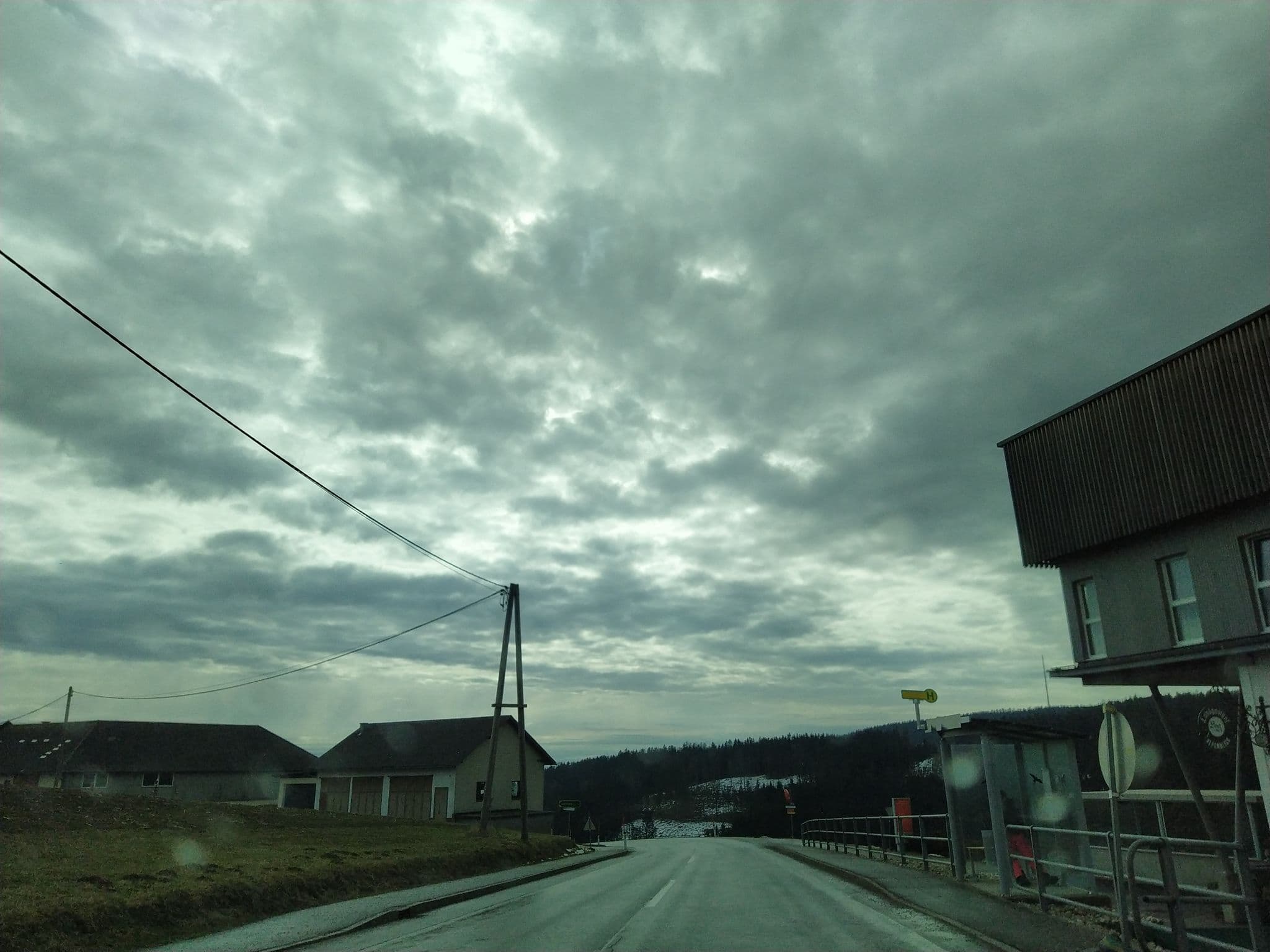 Street view near Hotel Alpenblick, Hellmonsödt — © puerki (CC BY-SA · Mapillary)