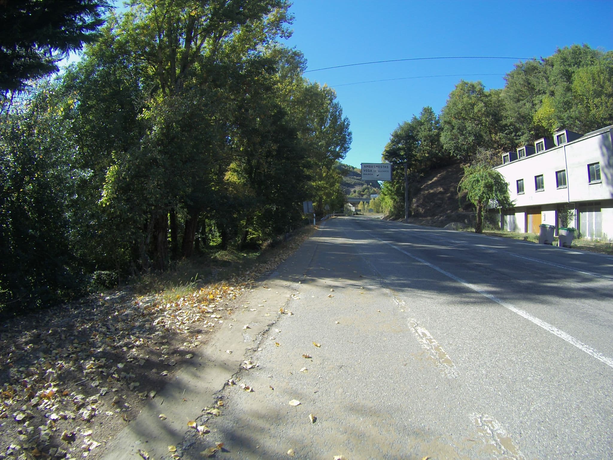 Street view near Vagabond Vieiras, Villafranca del Bierzo — © camperxr (CC BY-SA · Mapillary)