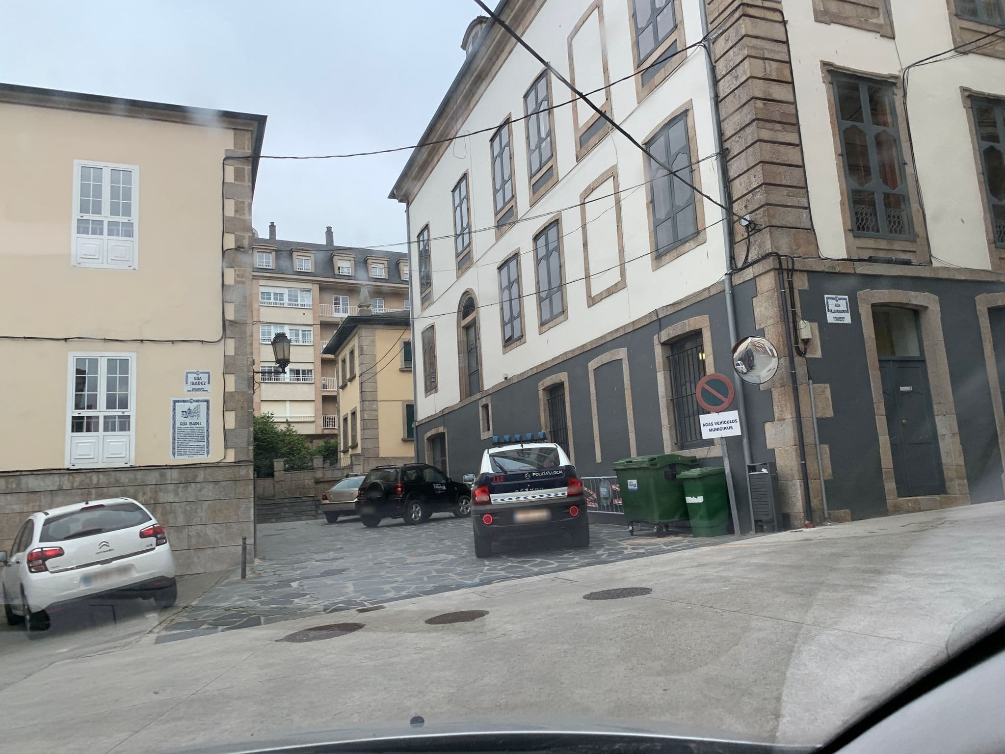 Street view near Ibáñez 3 - Turismo, Ribadeo — © robot8a (CC BY-SA · Mapillary)