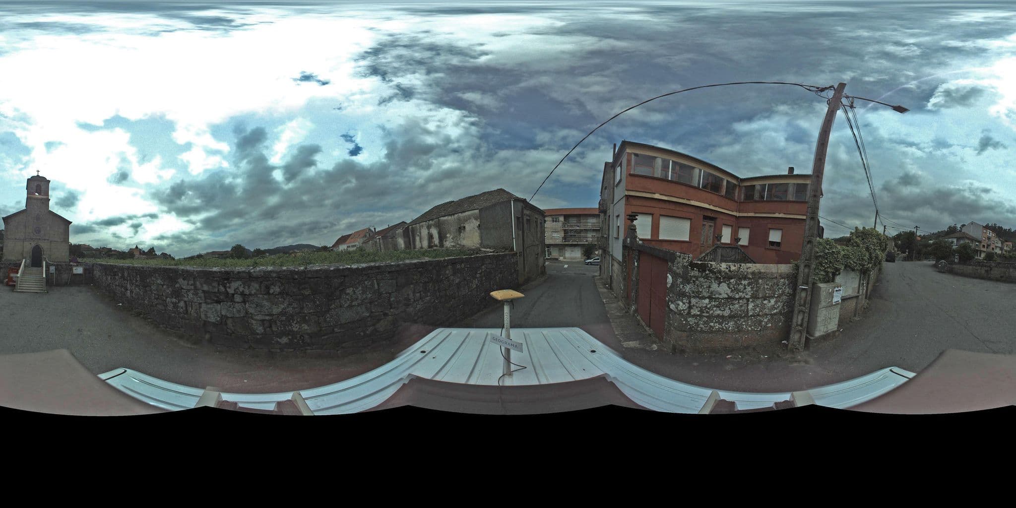 Street view near O Mesón, Redondela — © sgonzalezd (CC BY-SA · Mapillary)