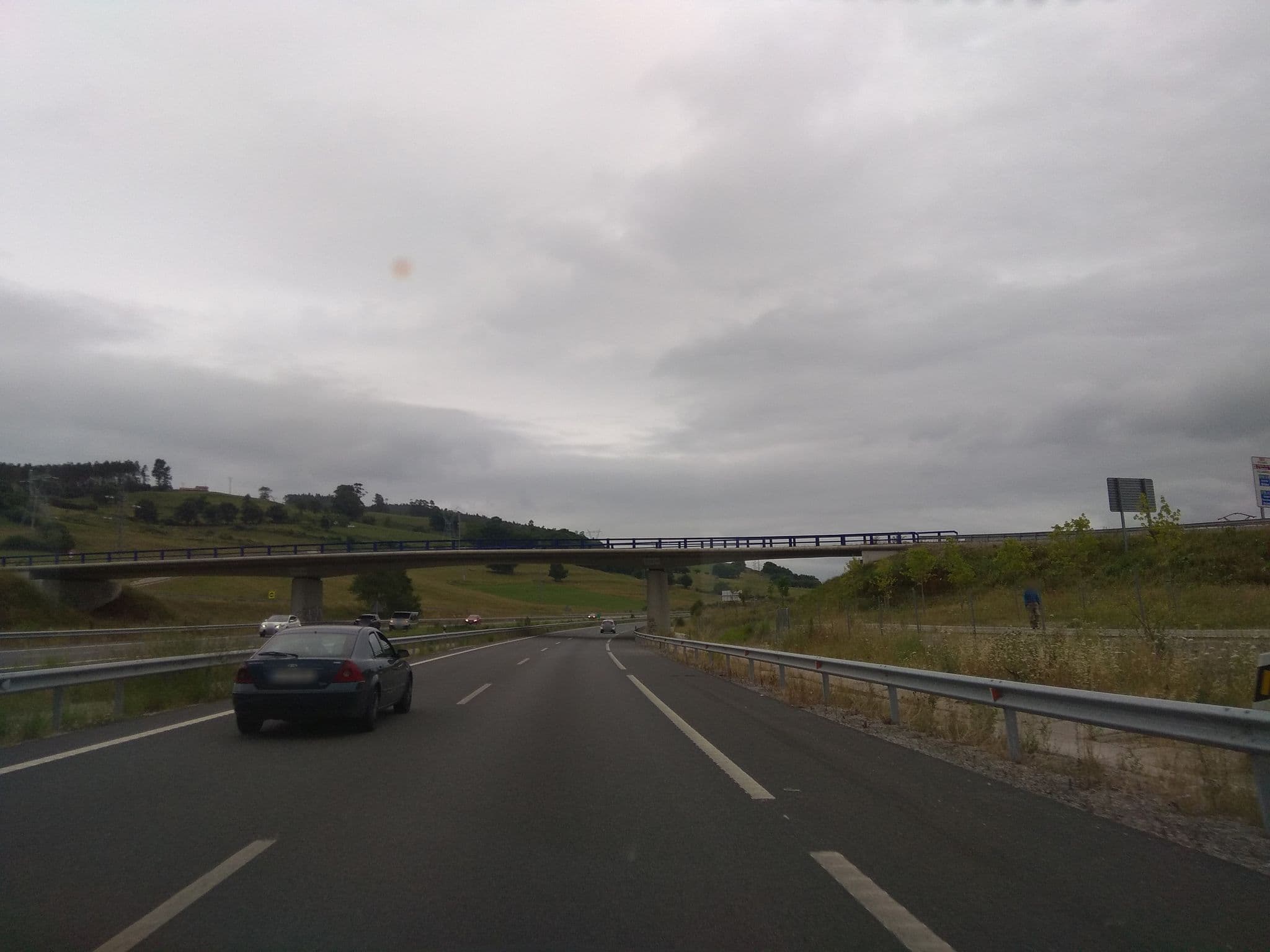 Street view near Área de autocaravanas de Castañeda, Puente Viesgo — © egofer (CC BY-SA · Mapillary)