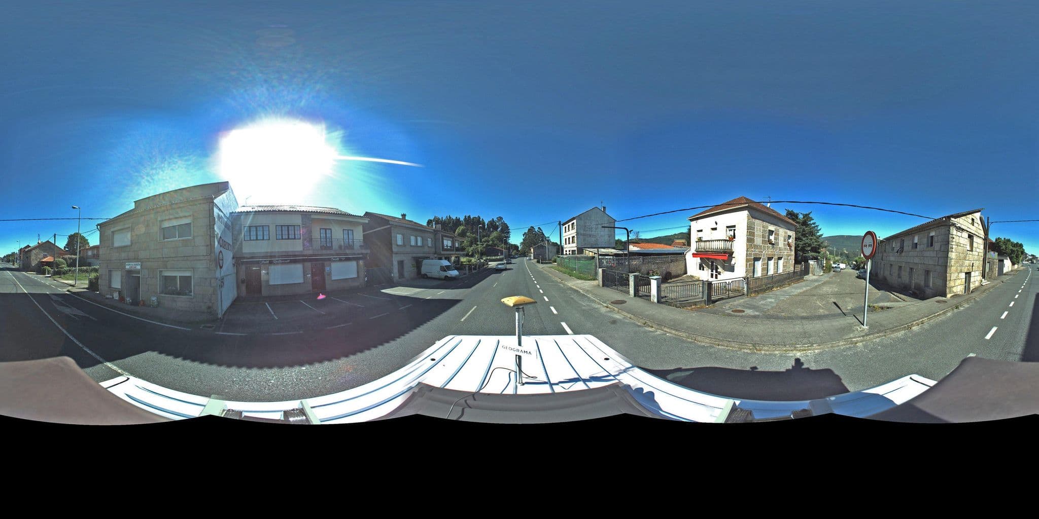 Street view near Hotel Corinto, Pontevedra — © sgonzalezd (CC BY-SA · Mapillary)