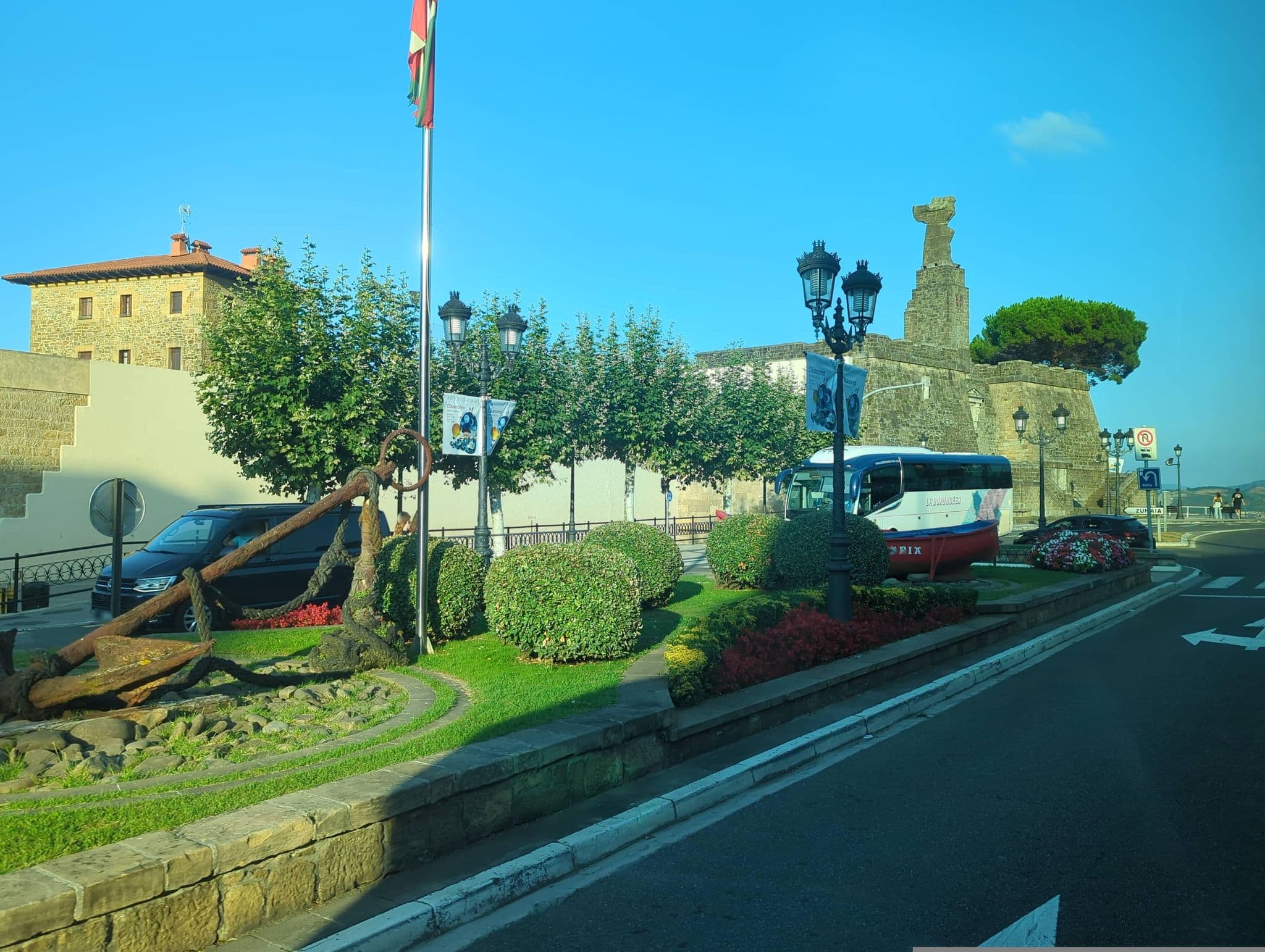 Street view near Txalupa Hostel - Hostel Getaria, Getaria — © miguel_andrade (CC BY-SA · Mapillary)