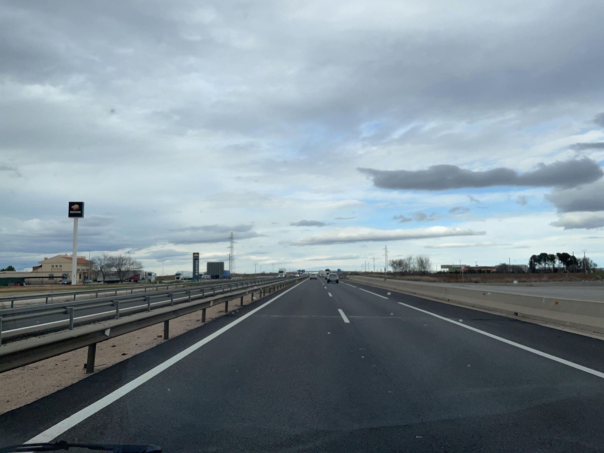 Street view near La Flor de la Mancha, Membrilla — © seraq (CC BY-SA · Mapillary)