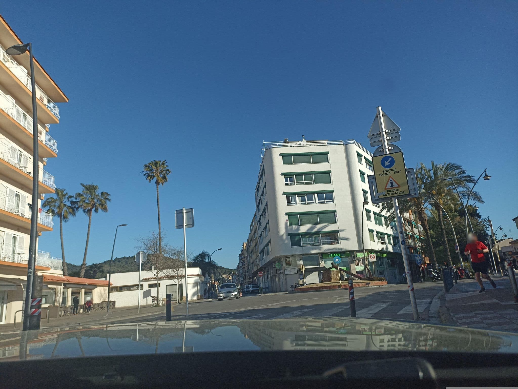 Street view near Quinta Sol, Malgrat de Mar — © toniserra (CC BY-SA · Mapillary)