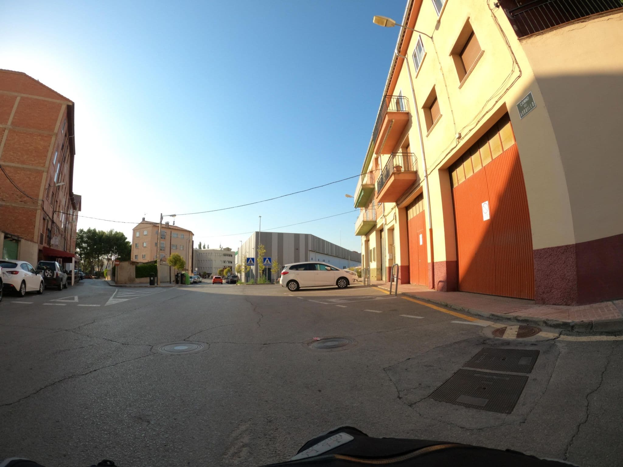 Street view near Hostal El Busto, Teruel — © masterofnoroad (CC BY-SA · Mapillary)