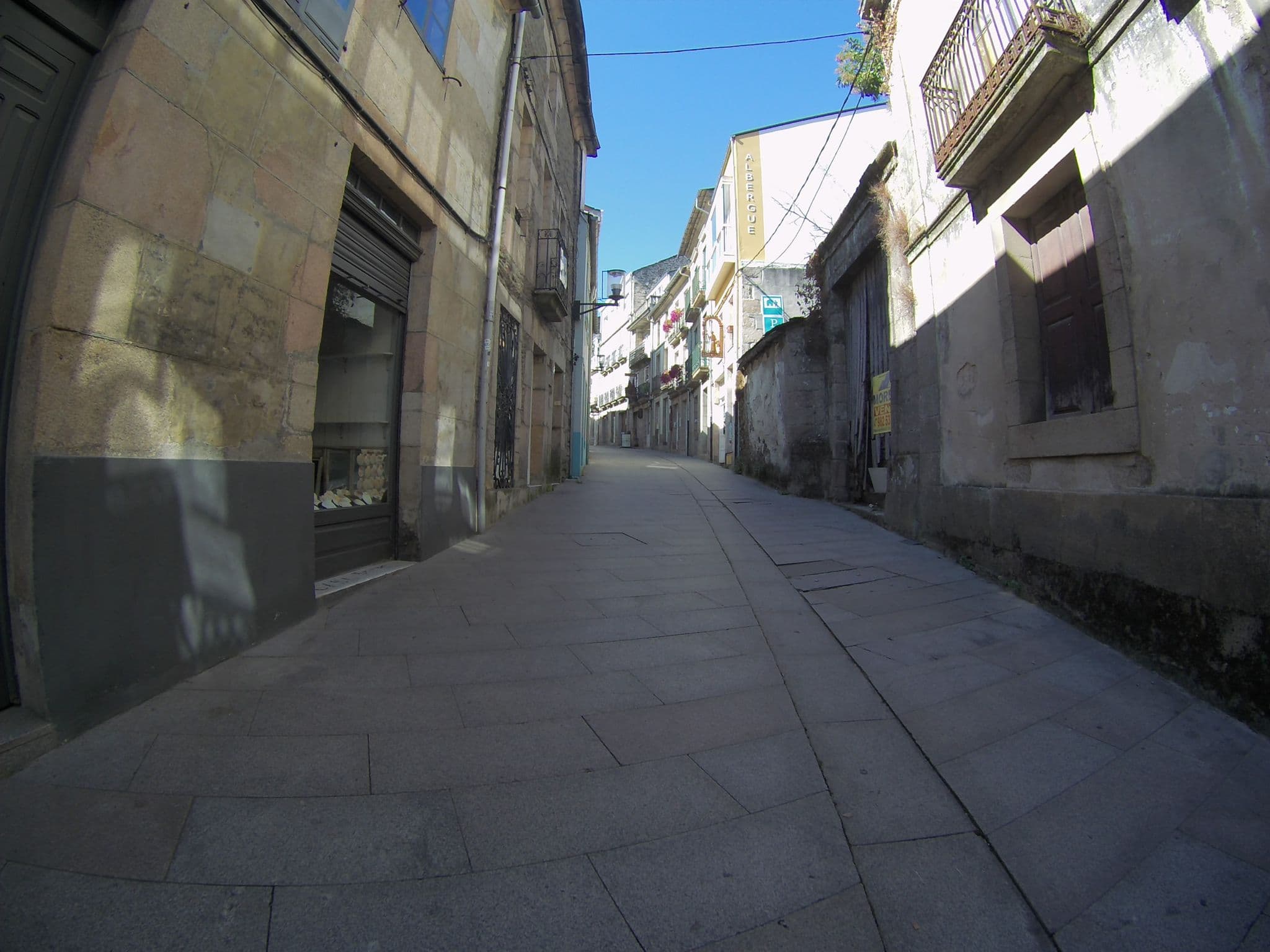 Street view near casa solance, Samos — © camperxr (CC BY-SA · Mapillary)