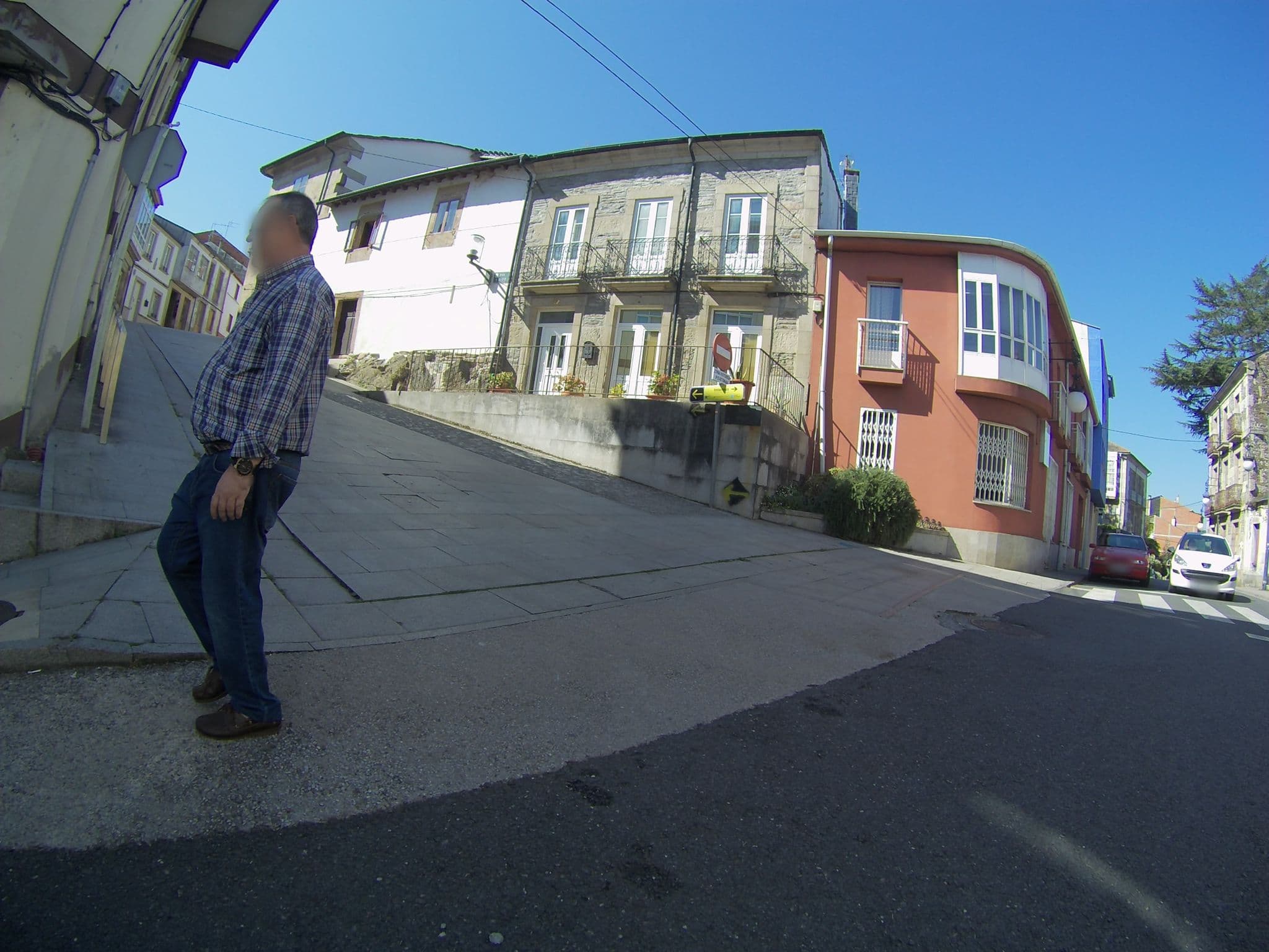 Street view near Casa da Marquesa, Samos — © camperxr (CC BY-SA · Mapillary)