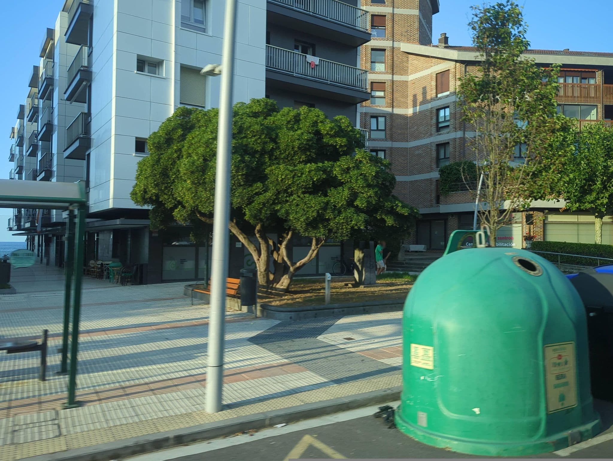 Street view near Kein Hostel Zarautz, Zarautz — © miguel_andrade (CC BY-SA · Mapillary)