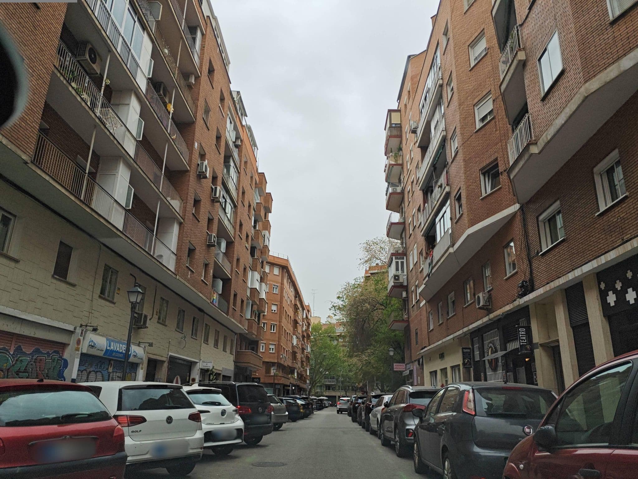 Street view near L & G, Arganzuela — © polkillas (CC BY-SA · Mapillary)
