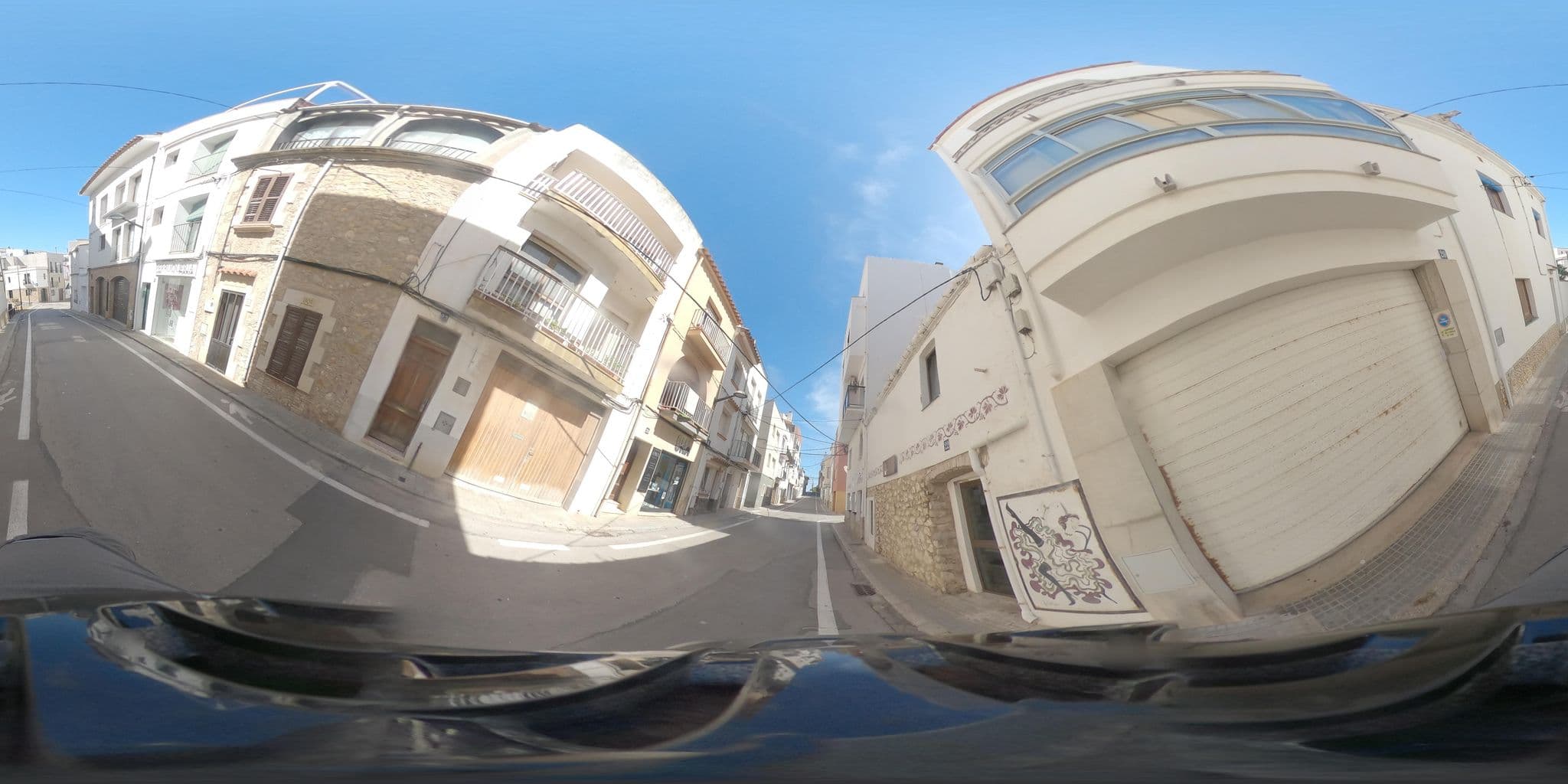 Street view near Nou Roser, l'Escala — © jlstanus (CC BY-SA · Mapillary)