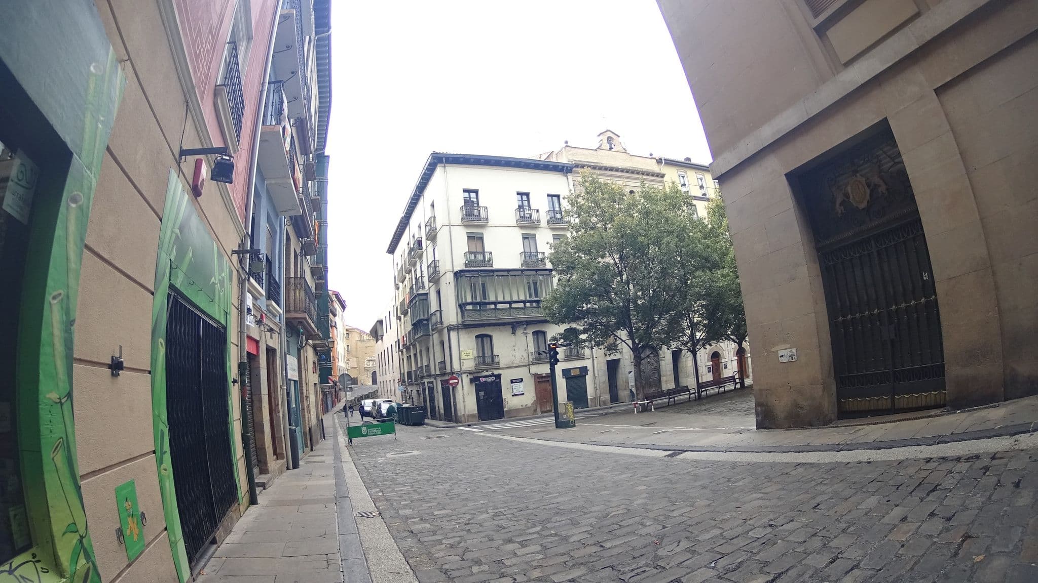 Street view near Balcón del Encierro, Pamplona — © robertogeb (CC BY-SA · Mapillary)
