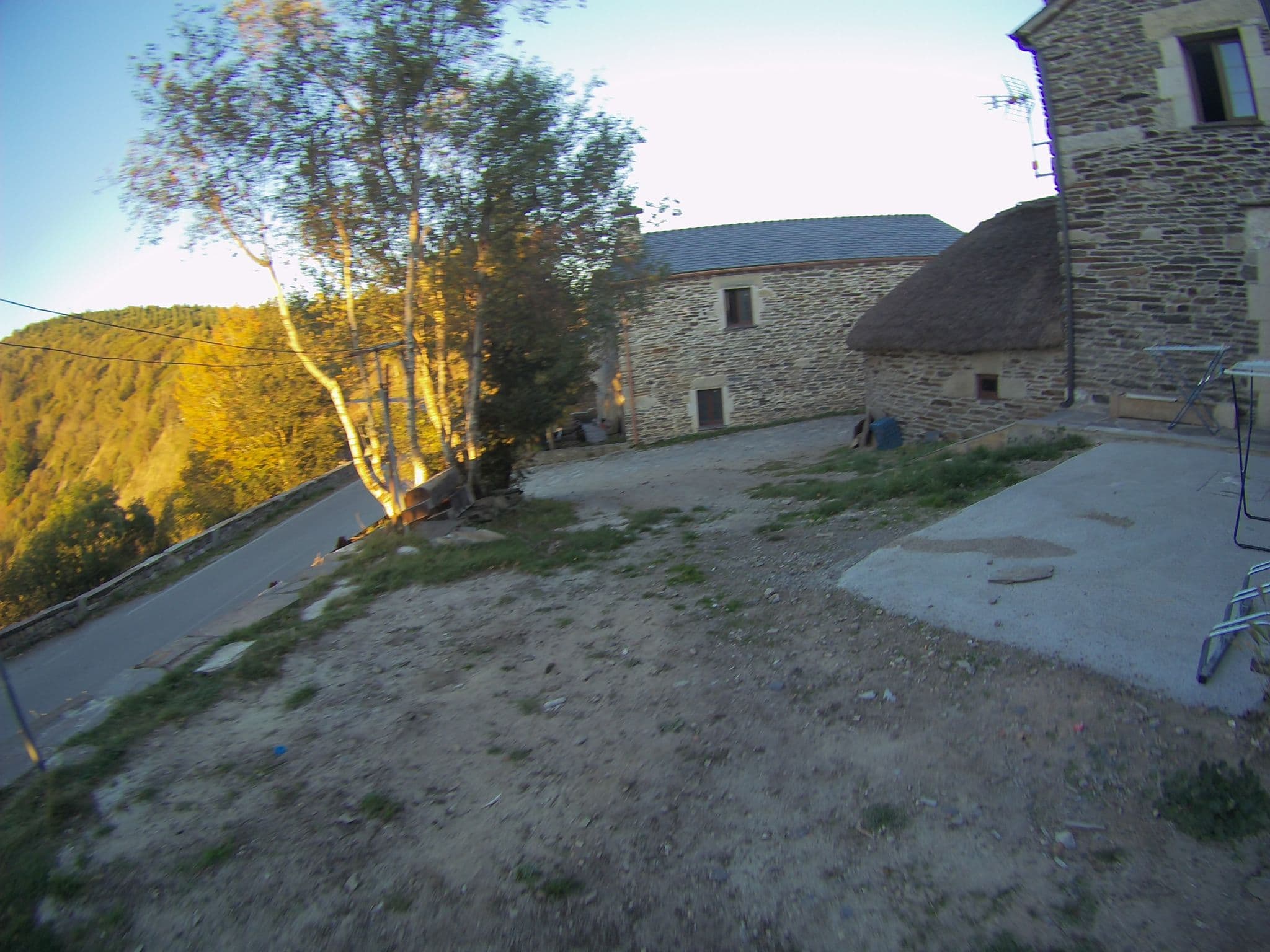 Street view near Casa Antón O Cebreiro, San Román — © camperxr (CC BY-SA · Mapillary)