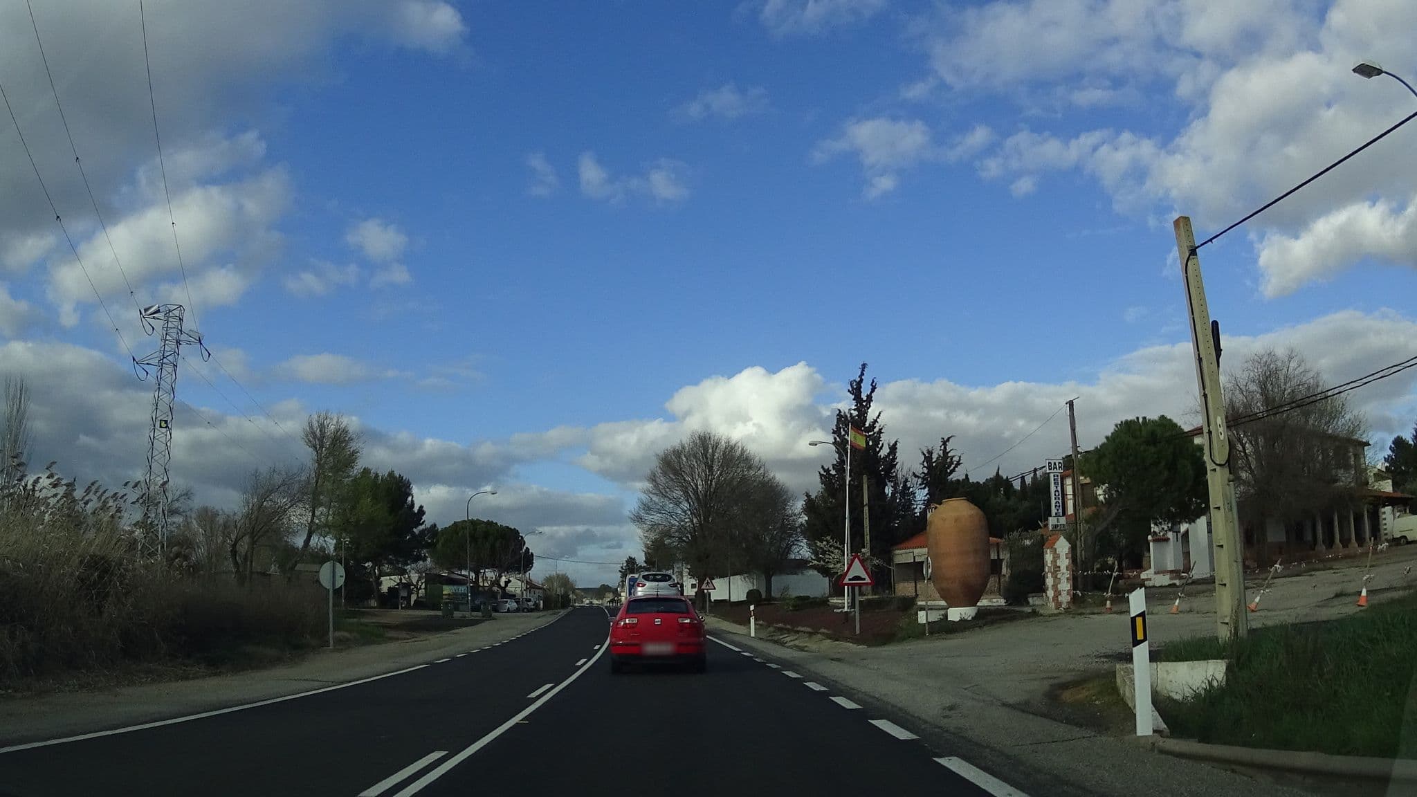 Street view near Área de Autocaravanas, Ciudad Real — © robertogeb (CC BY-SA · Mapillary)