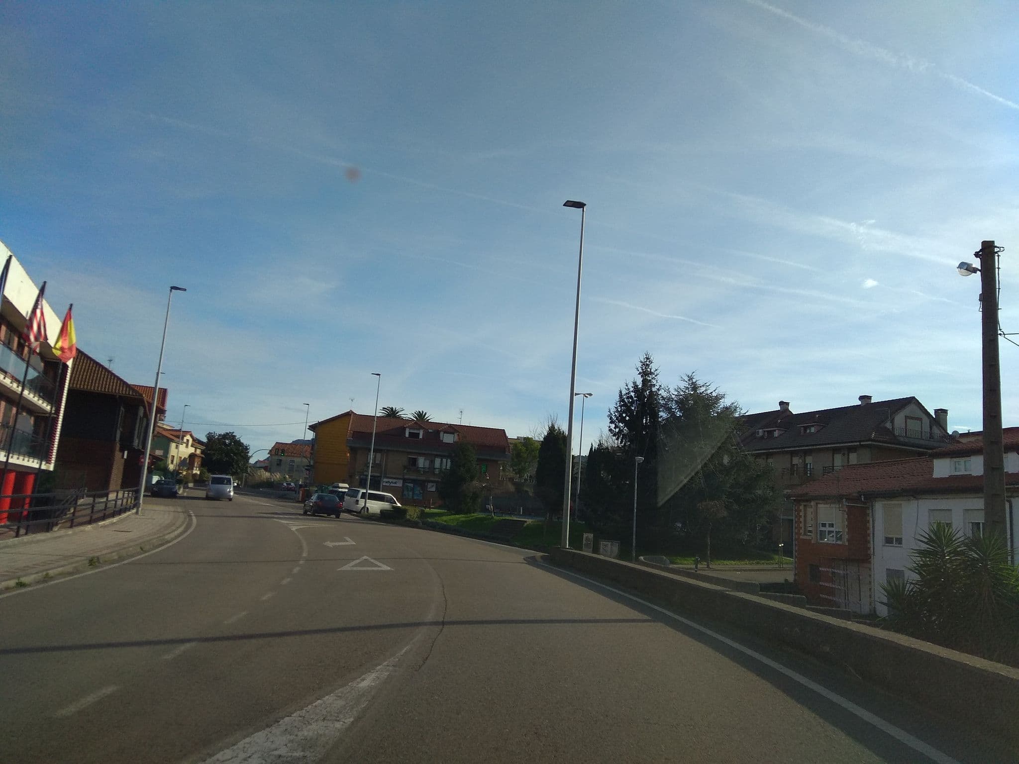 Street view near Bahía de Boo, El Astillero — © egofer (CC BY-SA · Mapillary)
