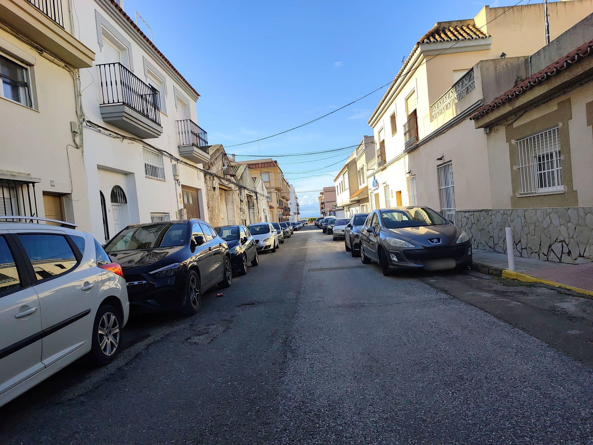 Street view near Ohana Tarifa Hostel, Tarifa — © Duro (CC BY-SA · Mapillary)