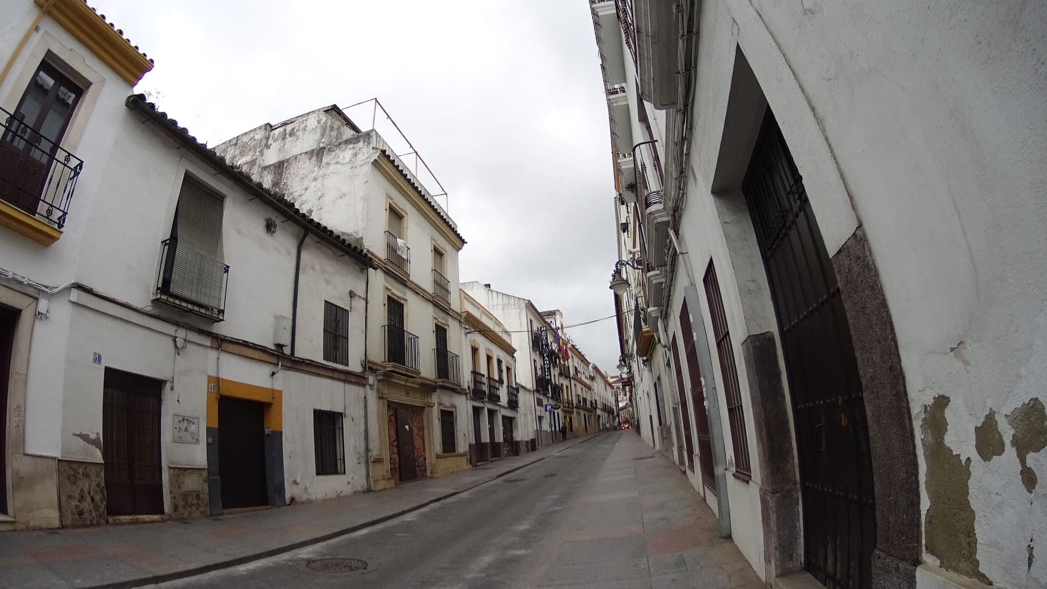Street view near HomeSuiteHome, Córdoba — © robertogeb (CC BY-SA · Mapillary)