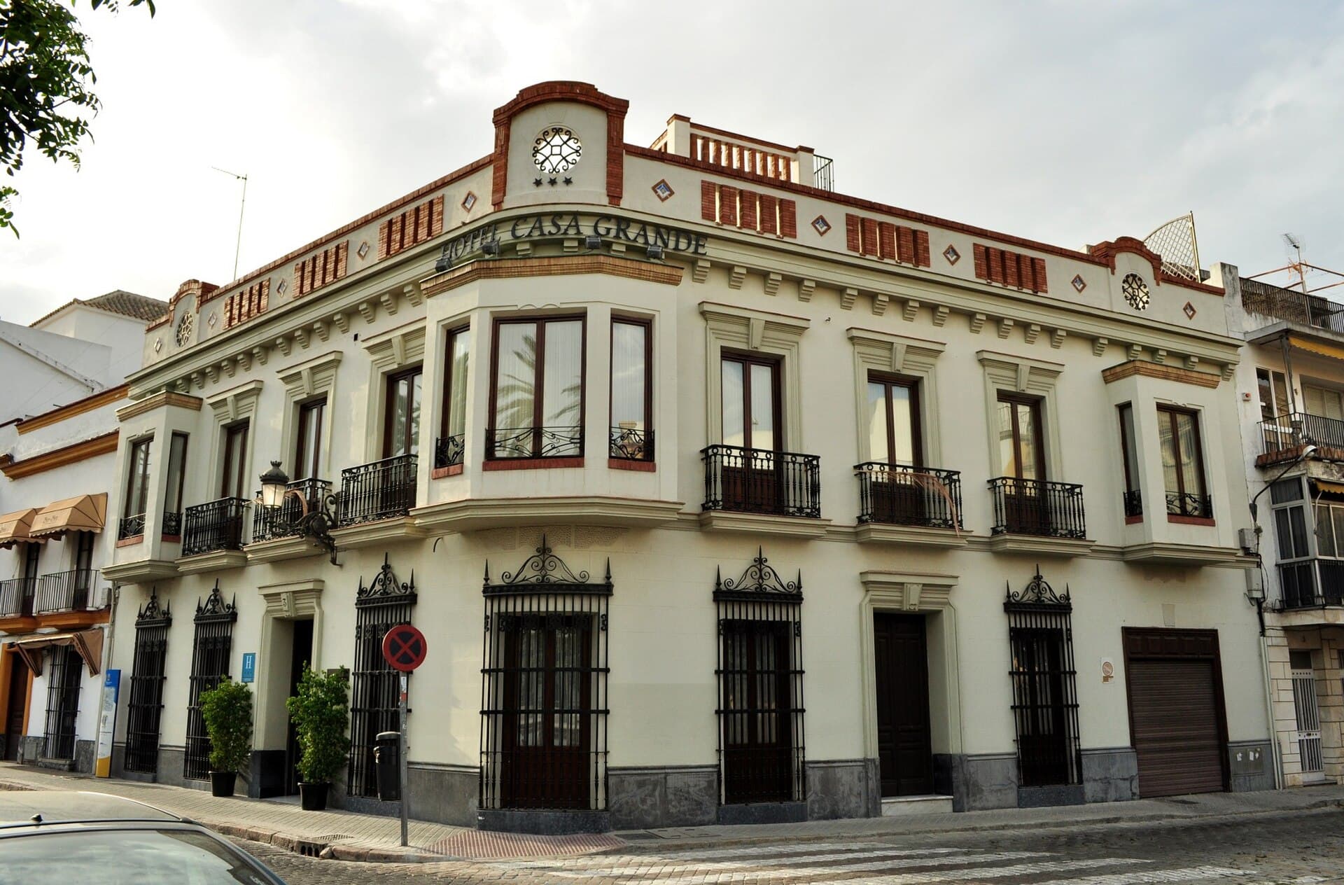 Hotel YIT Casa Grande (via Wikimedia Commons, CC BY 3.0)