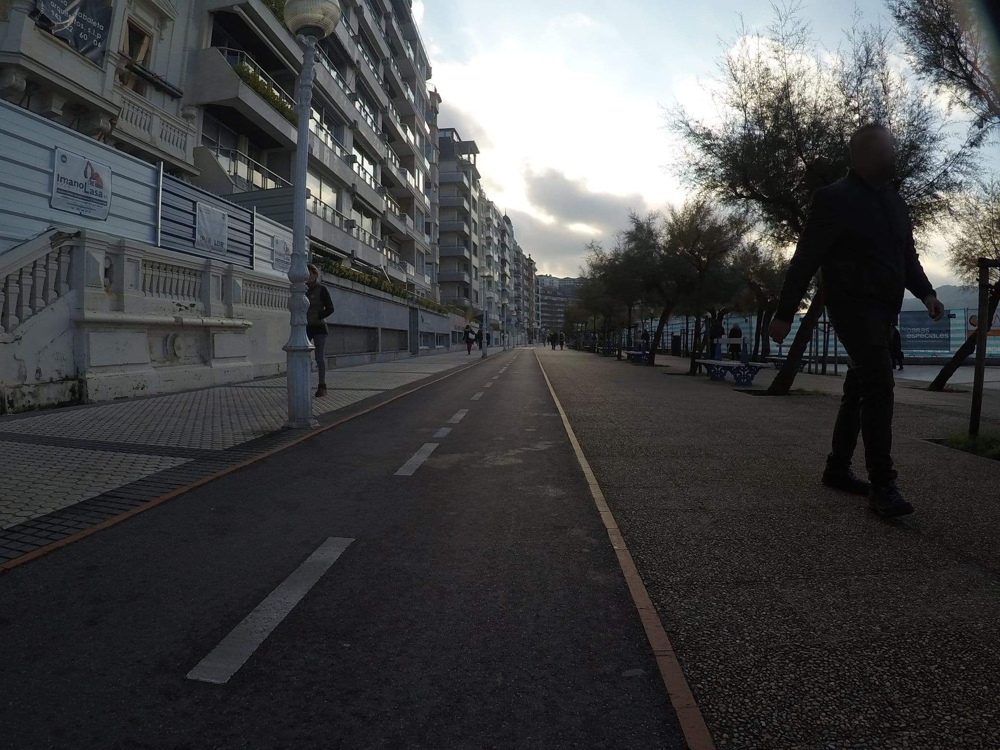 Street view near Hotel Villa Favorita, Donostia / San Sebastián