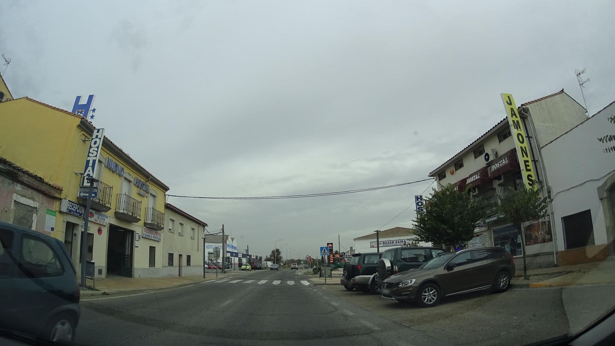Street view near Nuevo Hostal Paulino, Trujillo — © robertogeb (CC BY-SA · Mapillary)