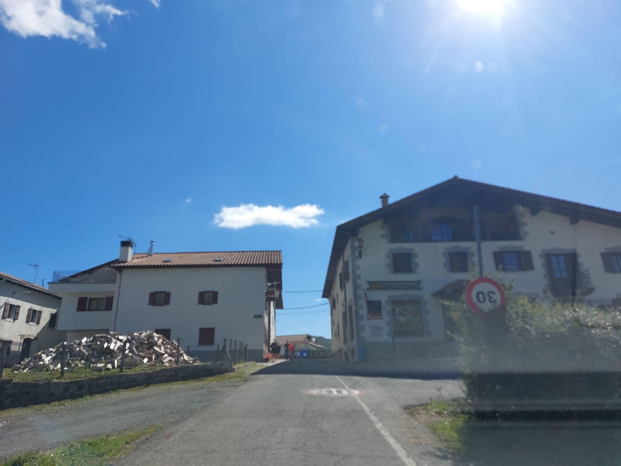 Street view near Maitetxu Habitacion, Aoiz — © 5rmft (CC BY-SA · Mapillary)