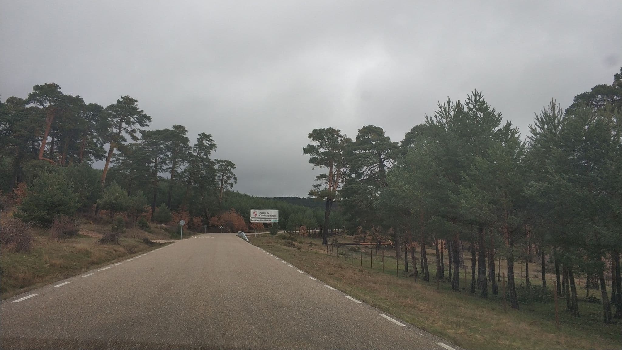 Street view near Costa Oxígeno, Quintanar de la Sierra — © sanchi (CC BY-SA · Mapillary)