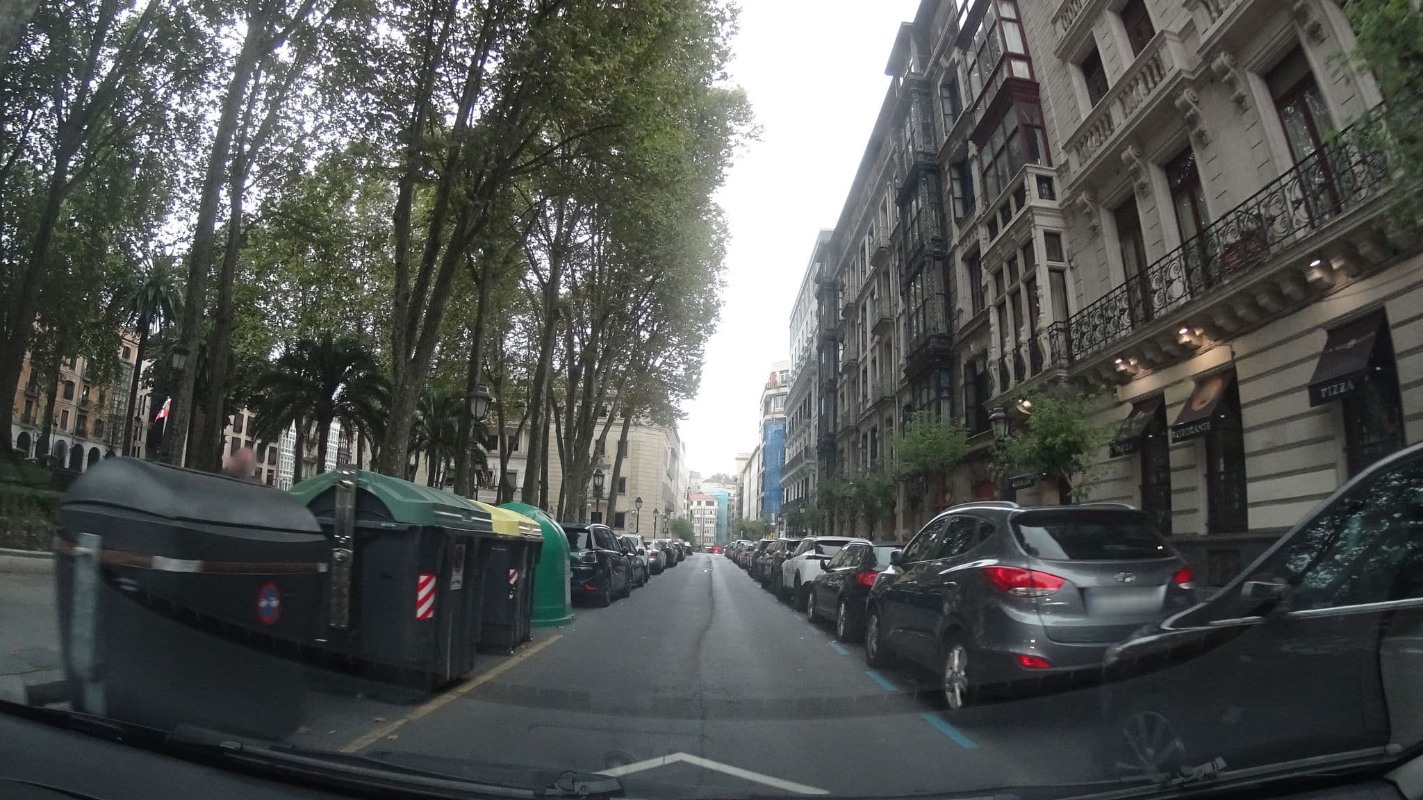Street view near Batimont Suites, Bilbao — © robertogeb (CC BY-SA · Mapillary)