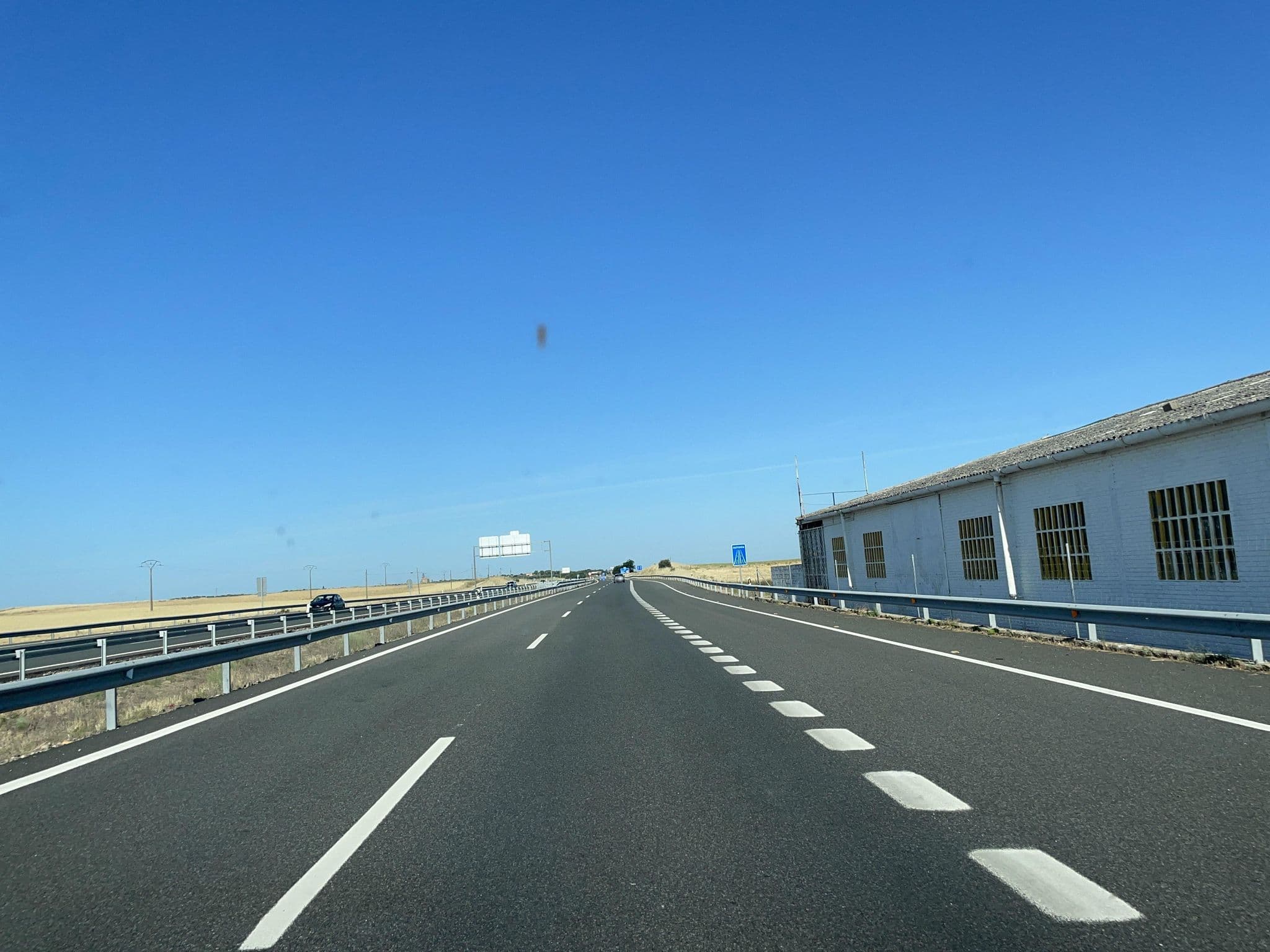Street view near Catedritos Ibéricos, Lagartera — © seraq (CC BY-SA · Mapillary)
