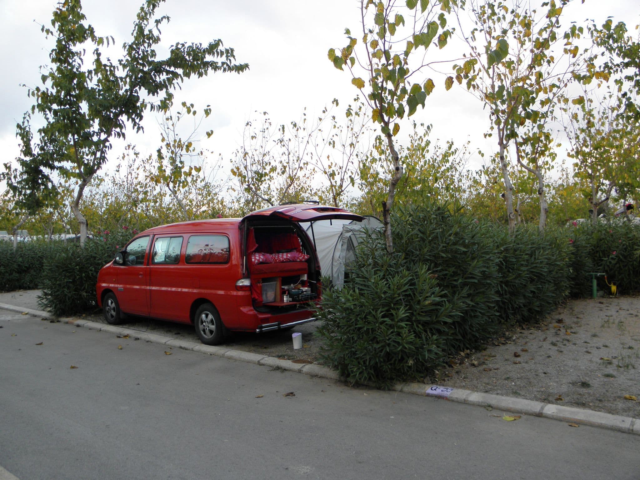 Street view near Camping Playa Tropicana, Alcocéber — © thema13 (CC BY-SA · Mapillary)