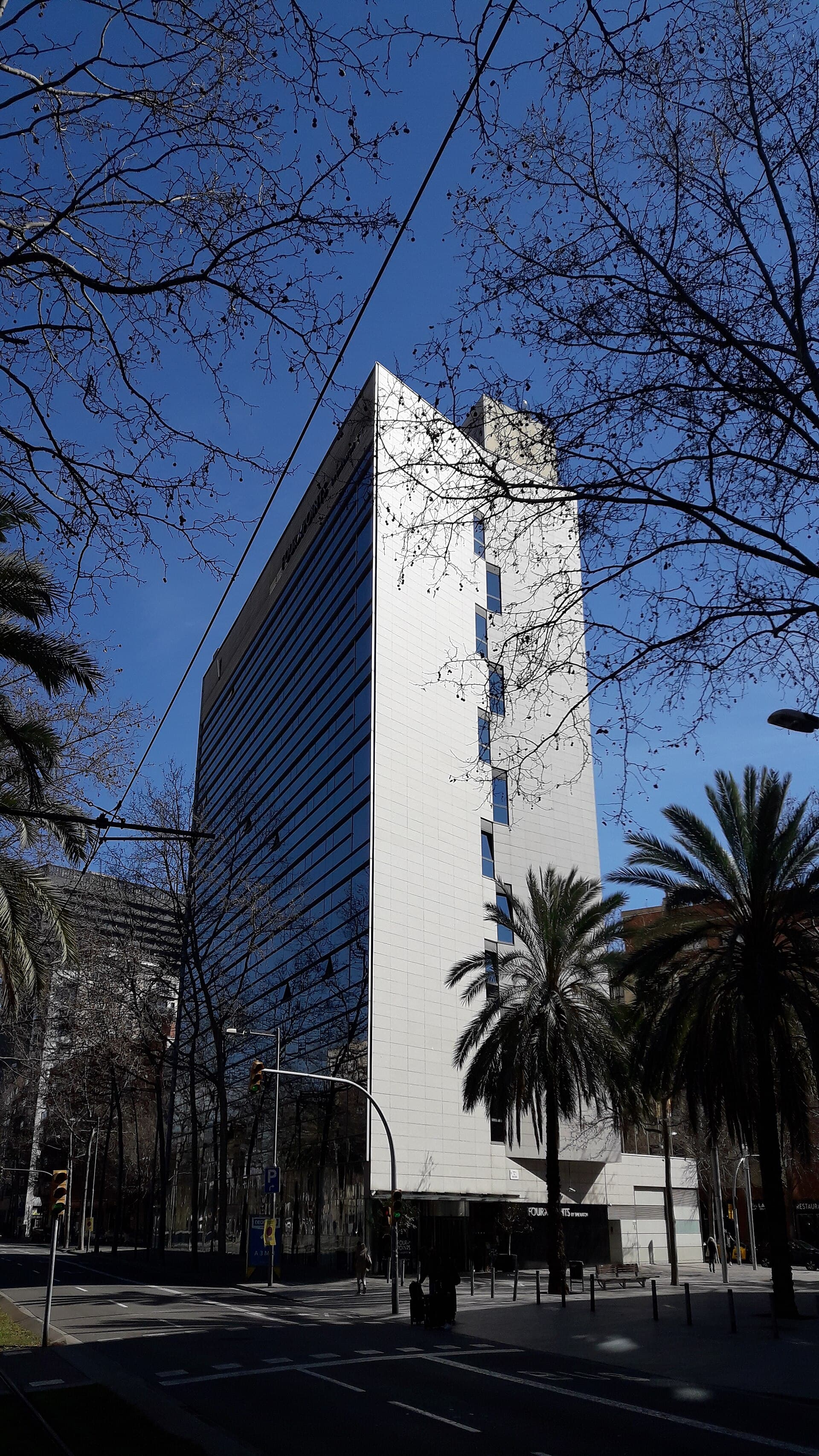 Four Points by Sheraton Barcelona Diagonal (via Wikimedia Commons, CC BY-SA 3.0)