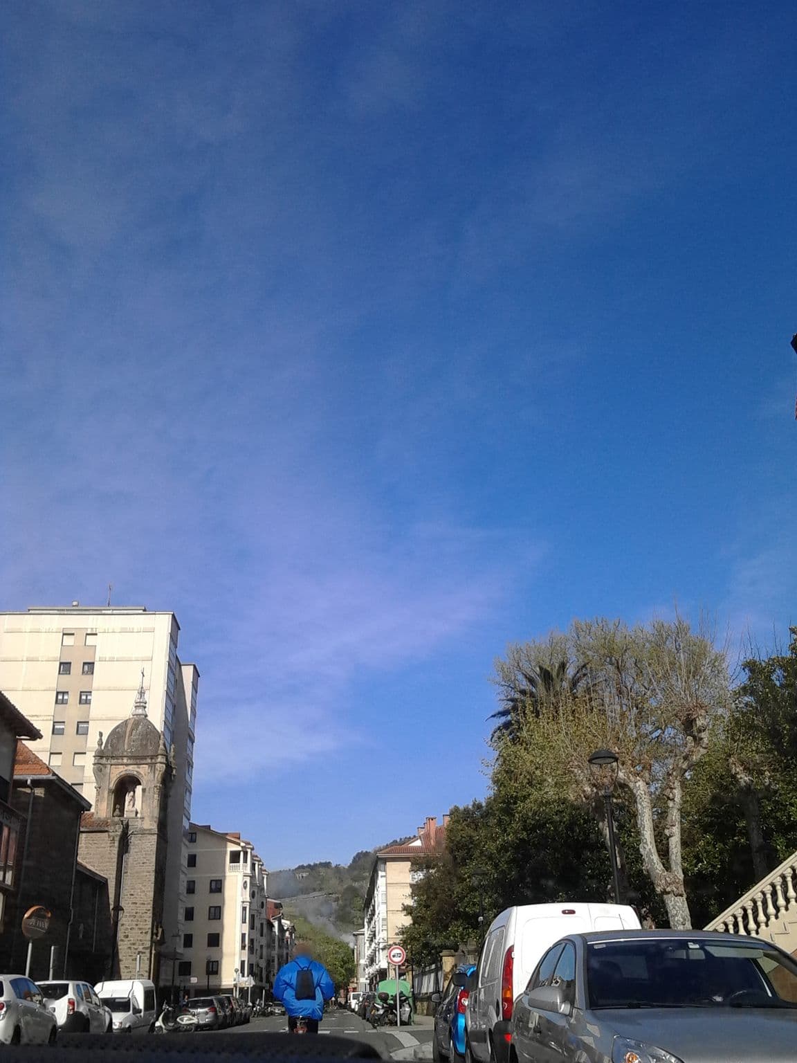 Street view near Hotel Alameda, Zarautz — © apatookonpri (CC BY-SA · Mapillary)