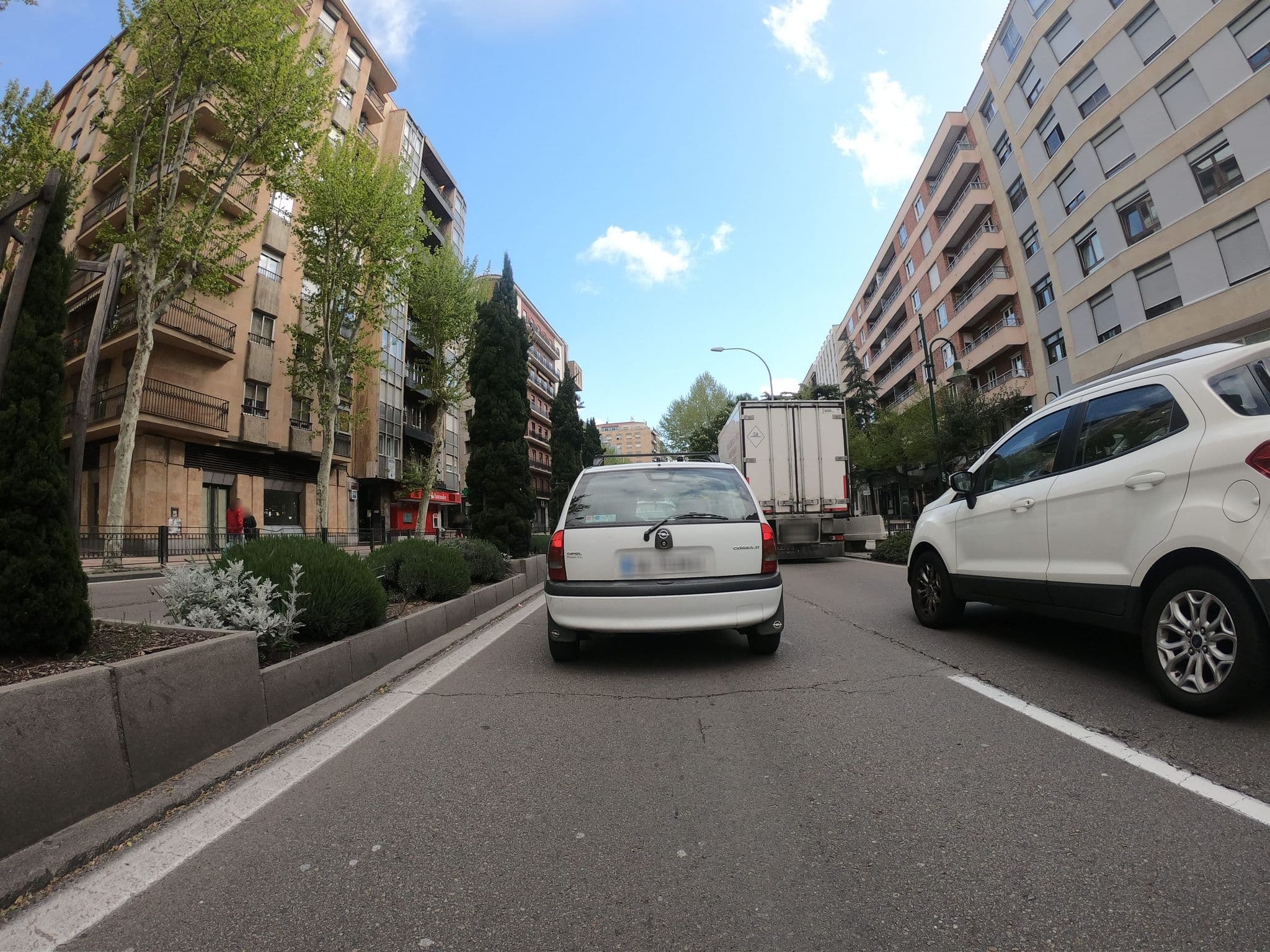 Street view near Hotel Sercotel Artheus Carmelitas, Santa Marta de Tormes — © sanchi (CC BY-SA · Mapillary)