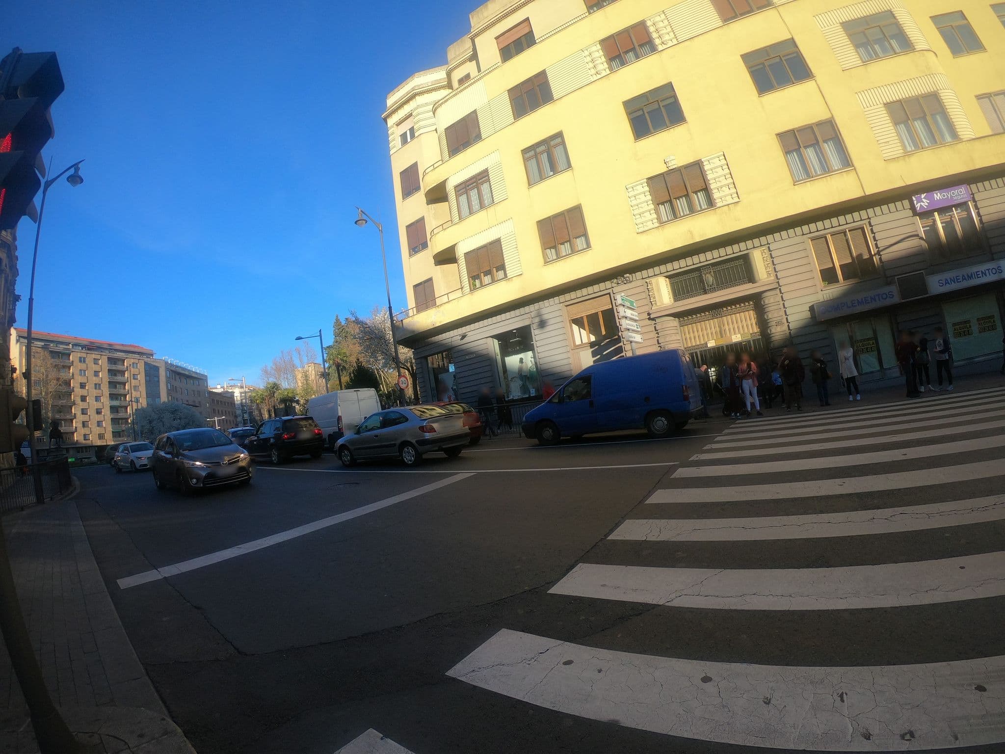Street view near Roomin, Santa Marta de Tormes — © sanchi (CC BY-SA · Mapillary)