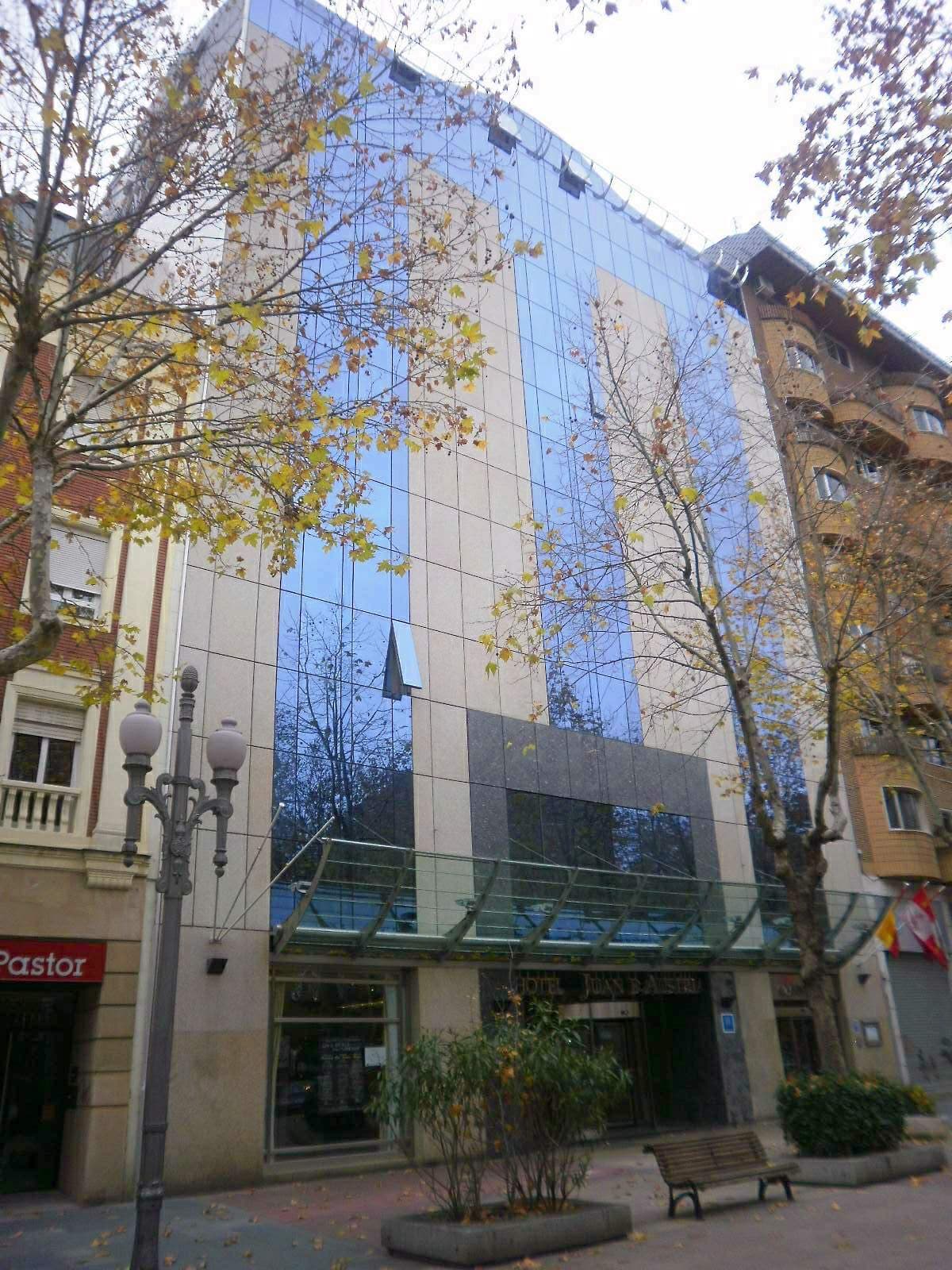 Silken Juan de Austria (via Wikimedia Commons, CC0)